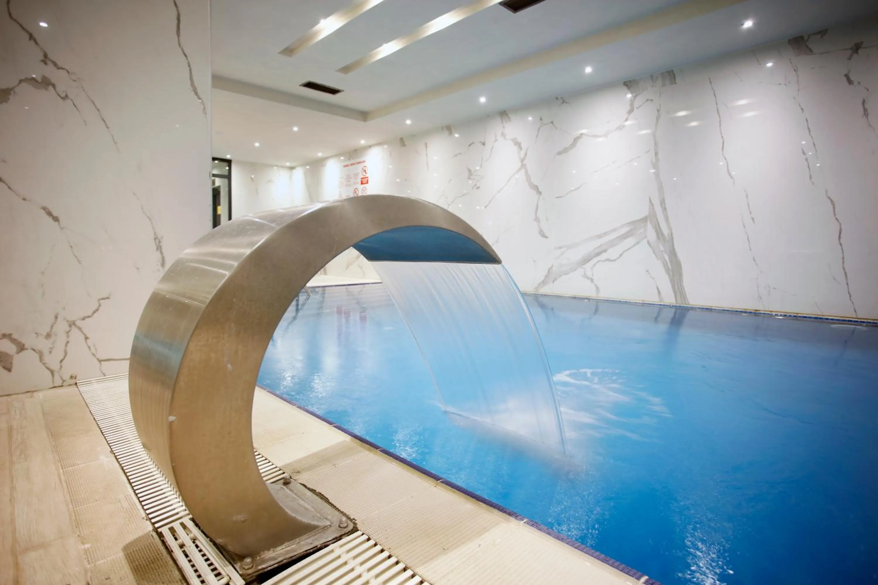 Swimming pool in Kazdağları Allia Thermal Health & Spa