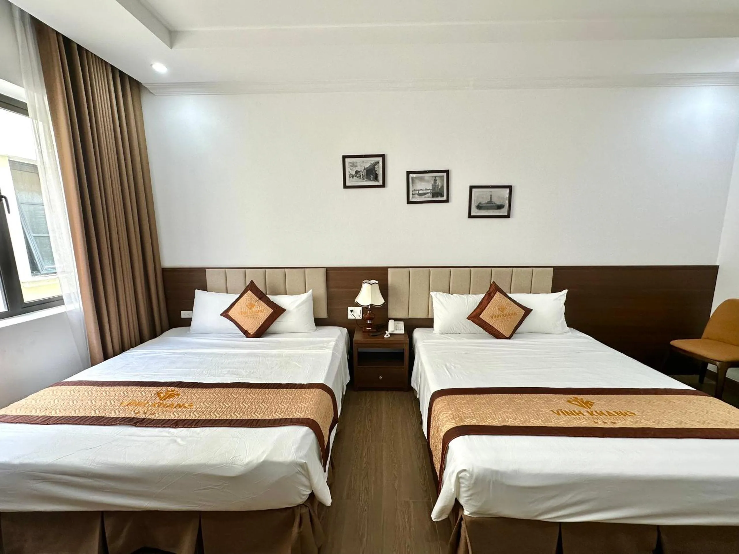 Photo of the whole room, Bed in VĨNH KHANG HẠ LONG HOTEL