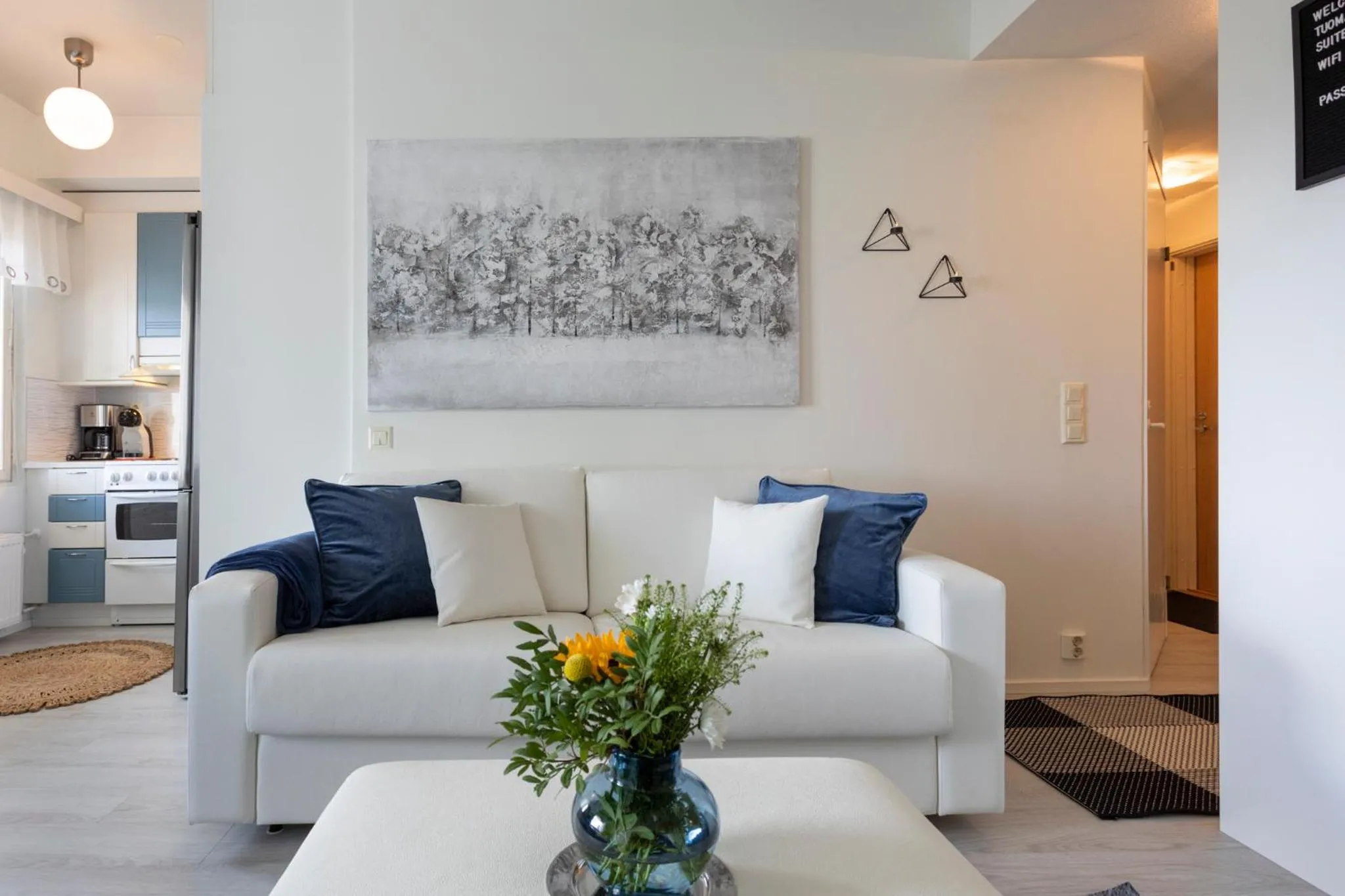 Vasko luxurious suites, Rakka