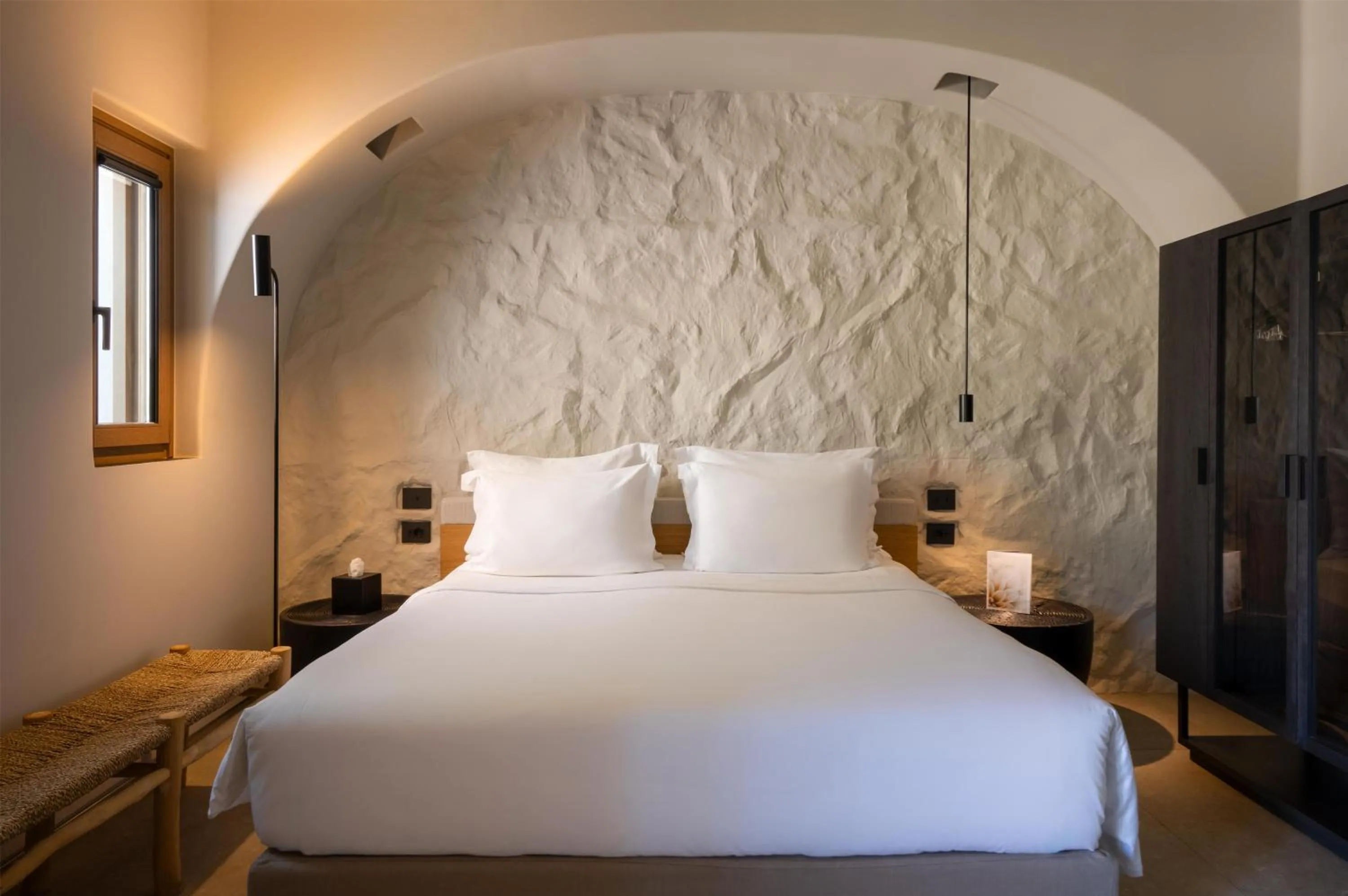 Photo of the whole room, Bed in Radisson Blu Zaffron Resort, Santorini