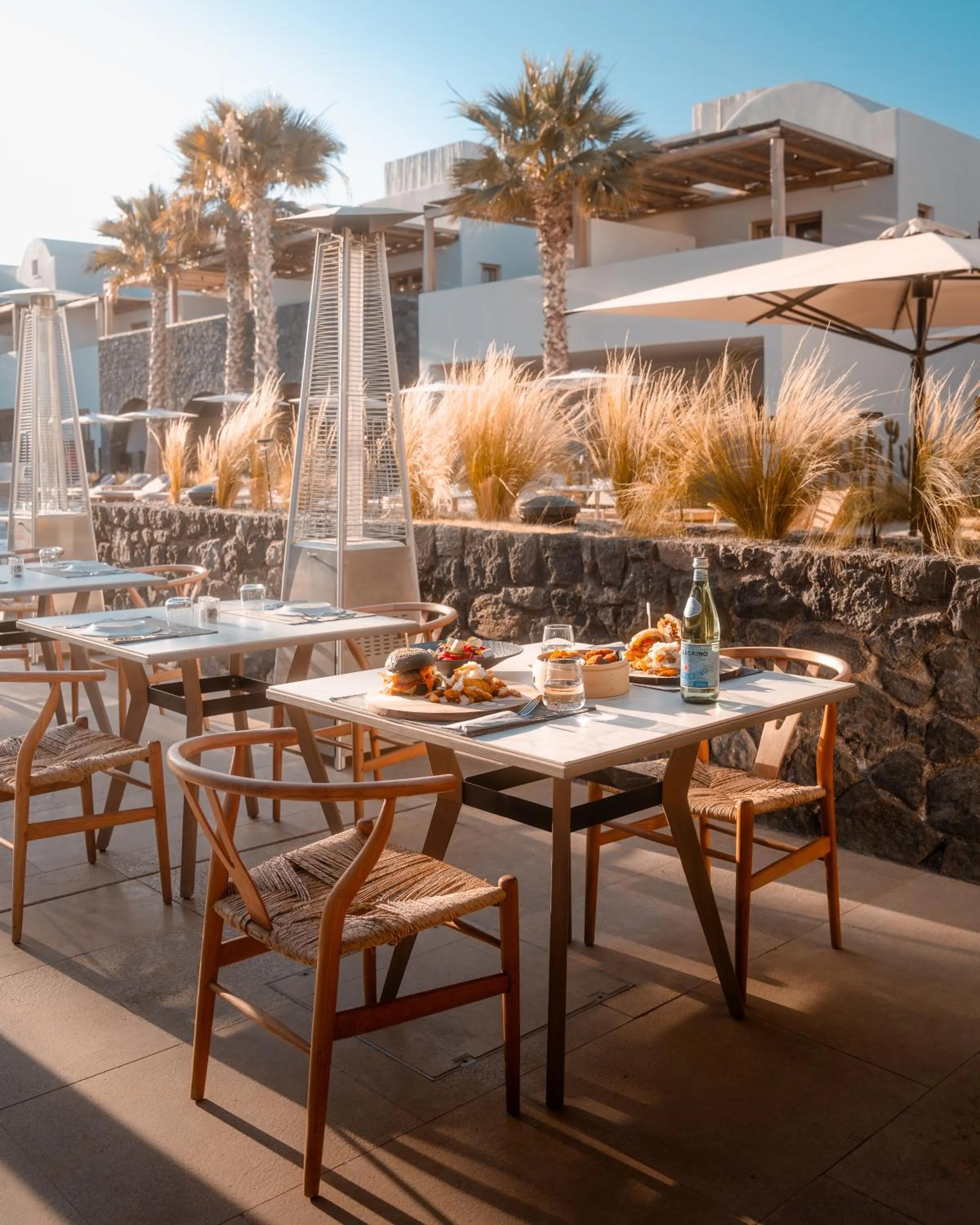 Restaurant/places to eat in Radisson Blu Zaffron Resort, Santorini