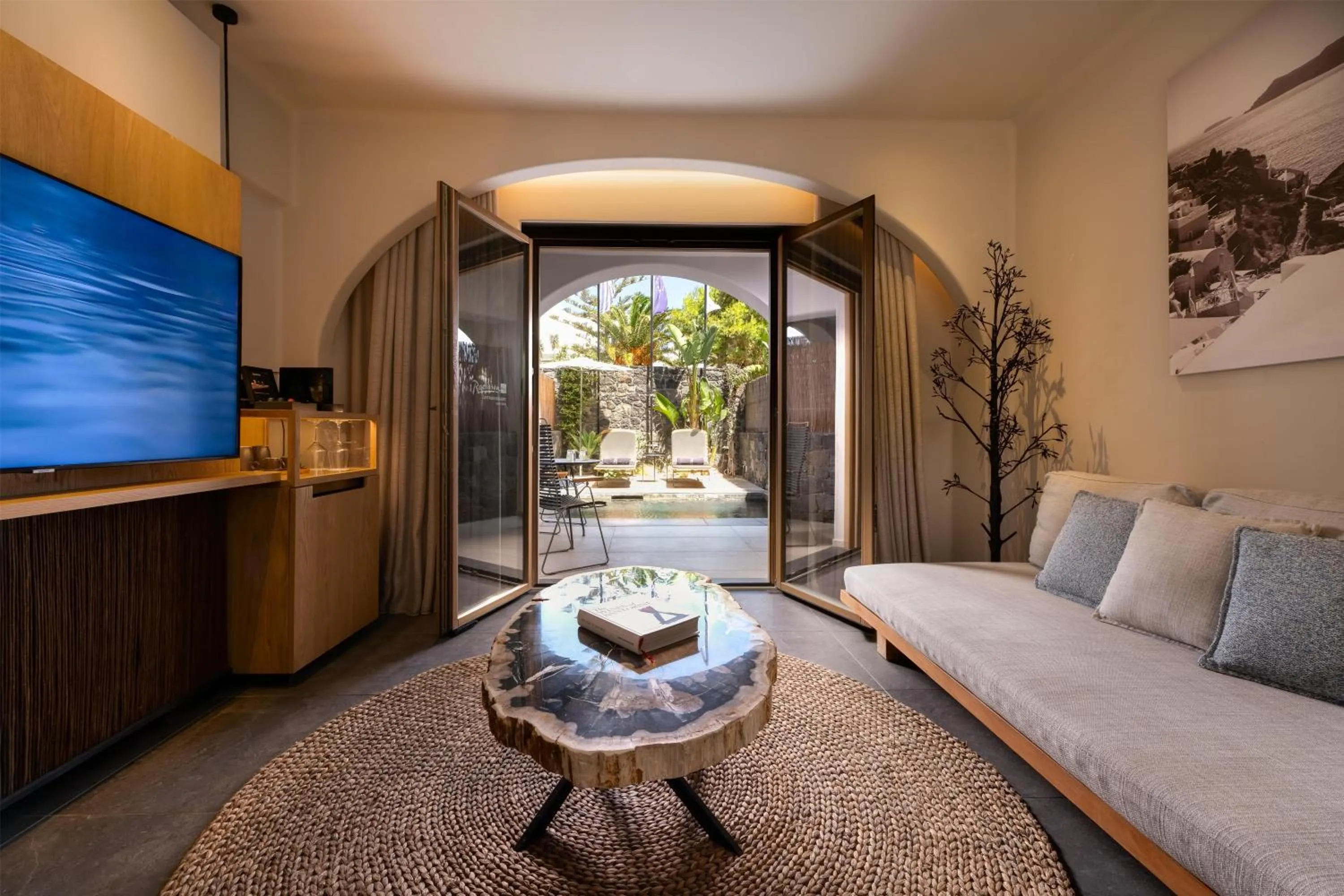 Photo of the whole room in Radisson Blu Zaffron Resort, Santorini