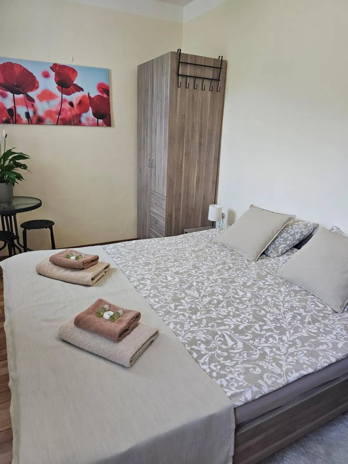 Bed in Villa Paradajs - ubytovanie pri jazere