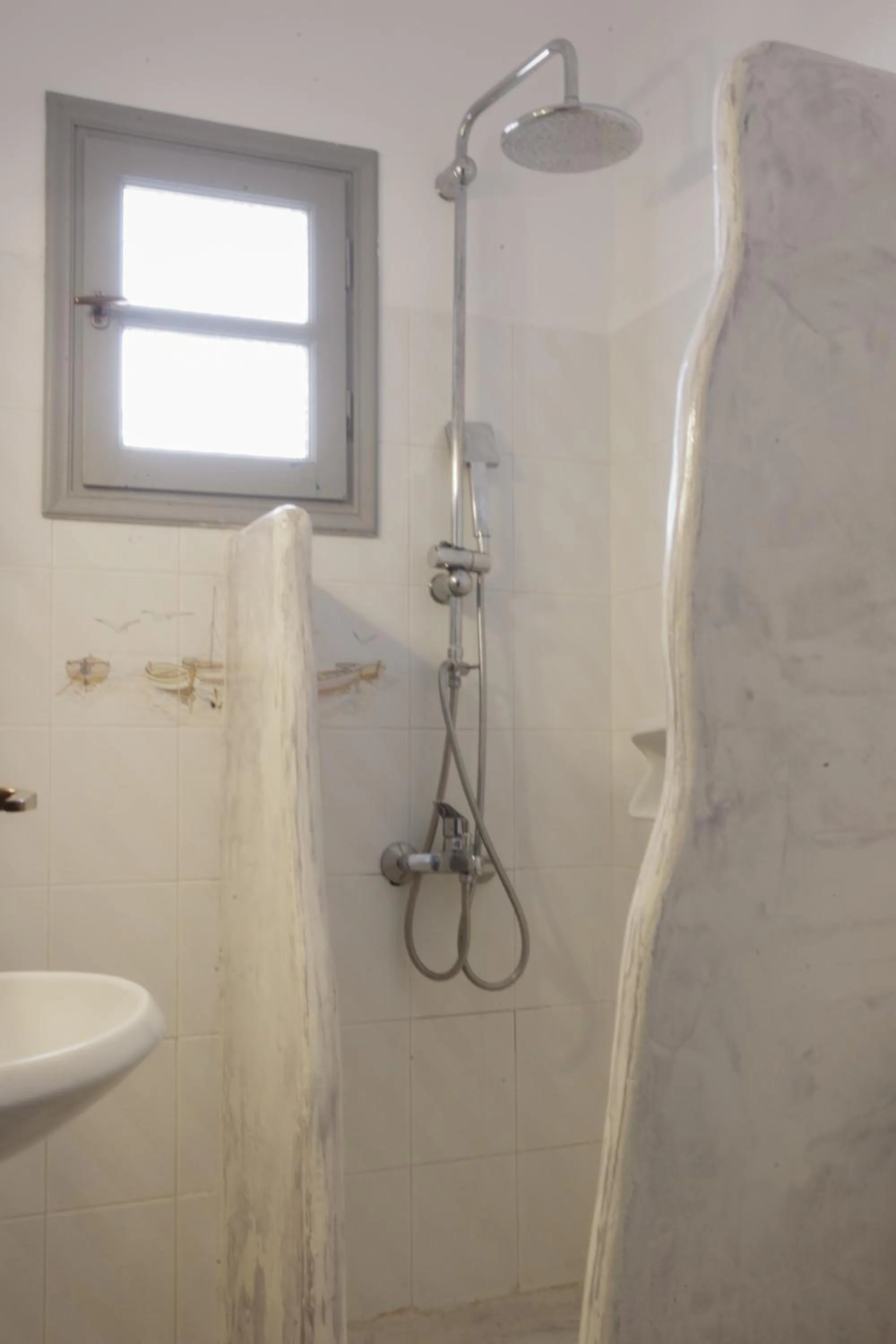 Shower in HOTEL MOHITERO