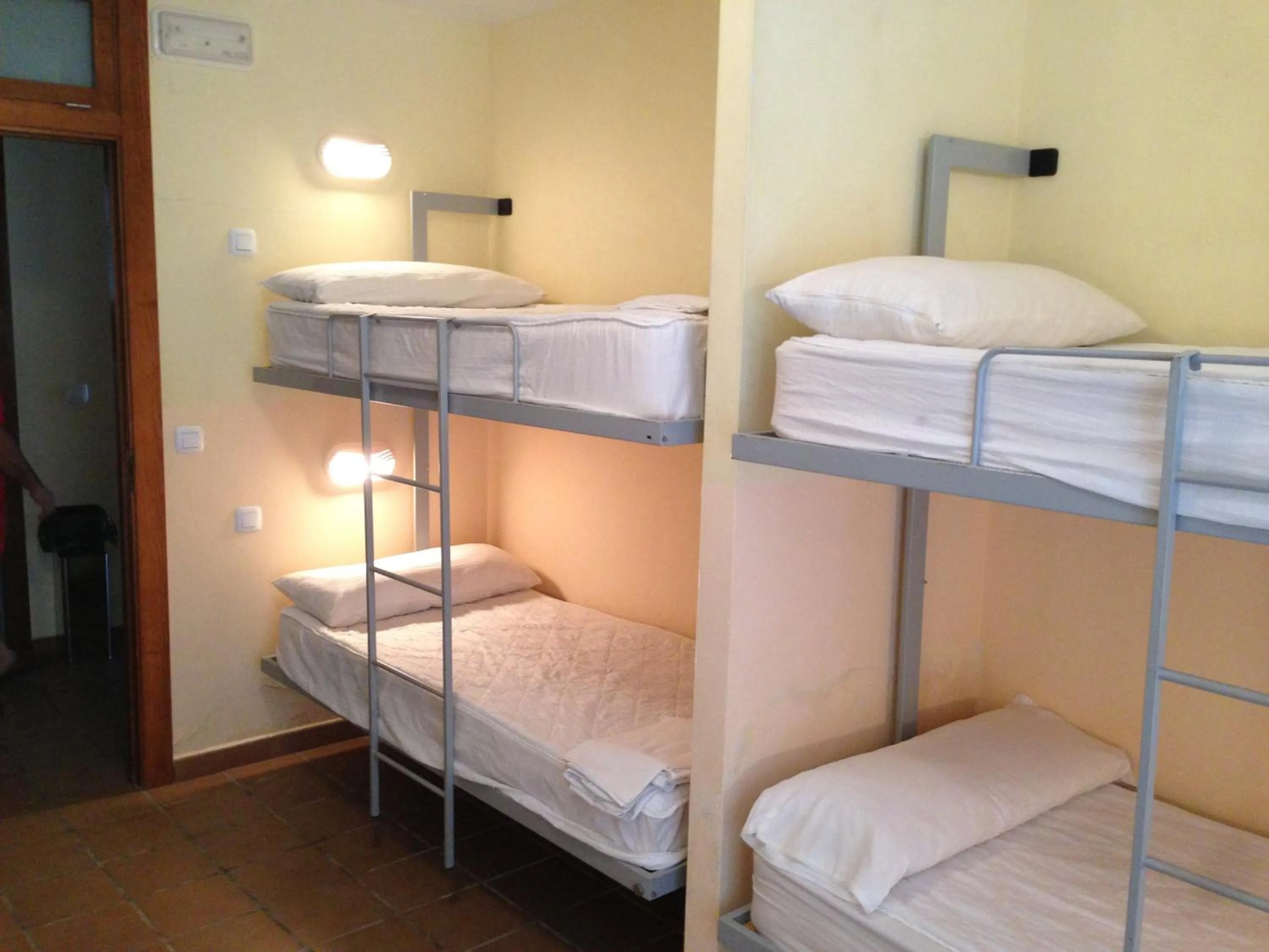 Staff, Bed in Albergue De Puntas De Calnegre