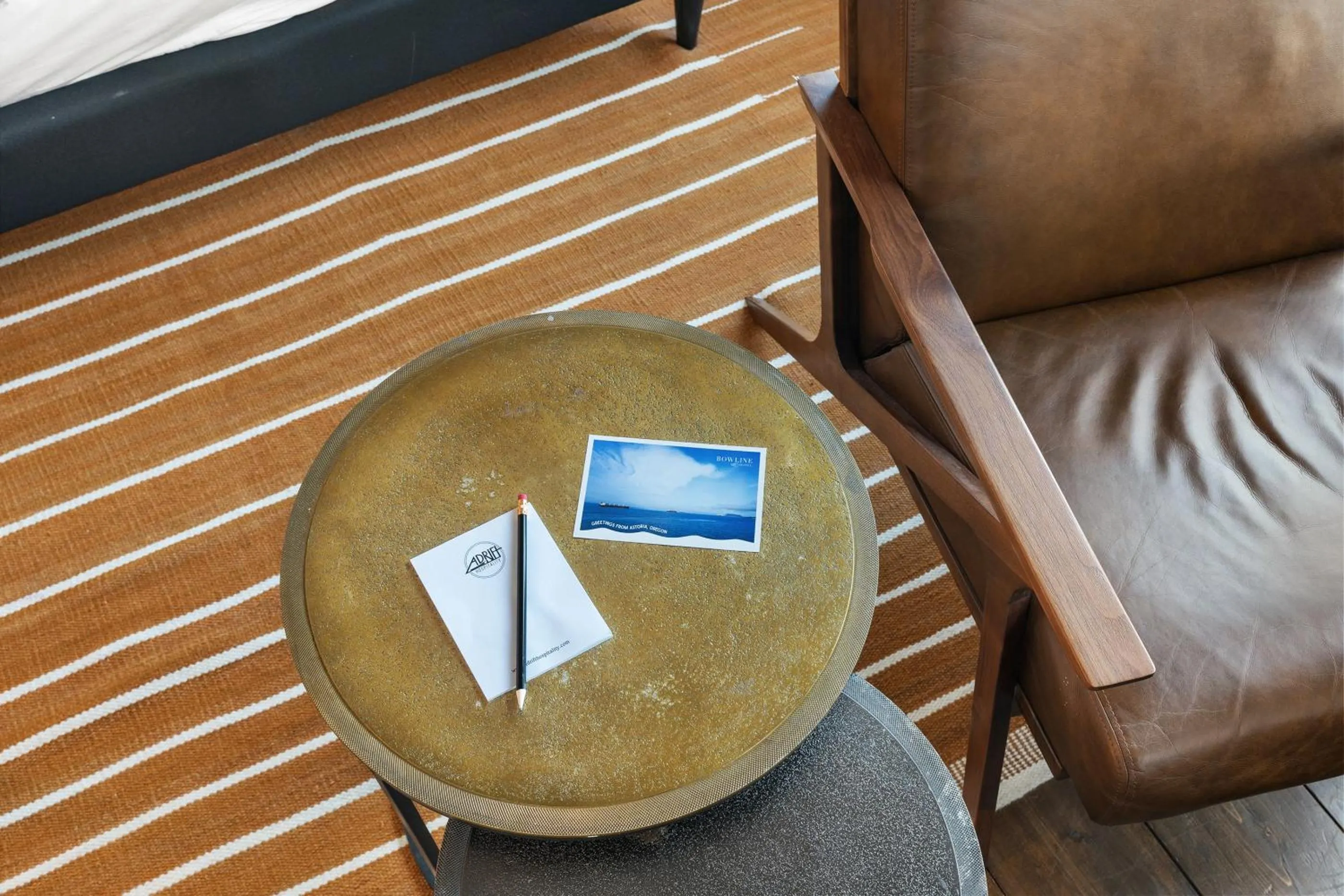 Seating area in Bowline Hotel