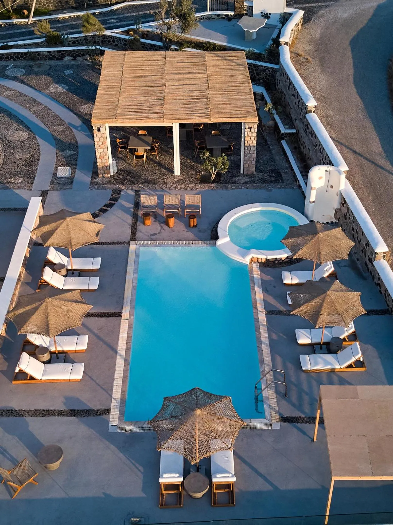 Bird's eye view in Symmetry Suites