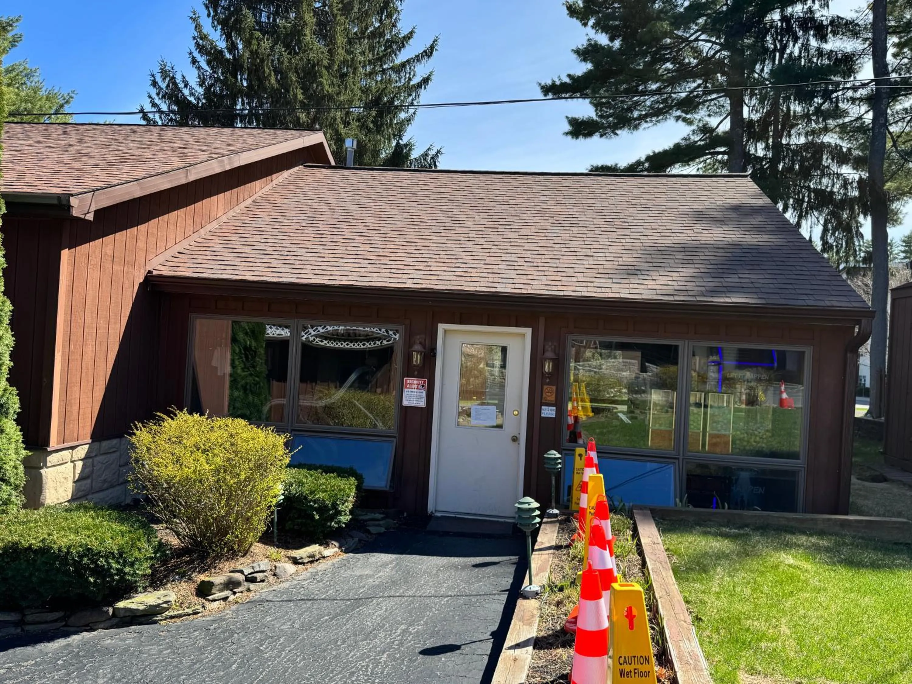 Mohican Resort Motel, Conveniently located to all Lake George attractions