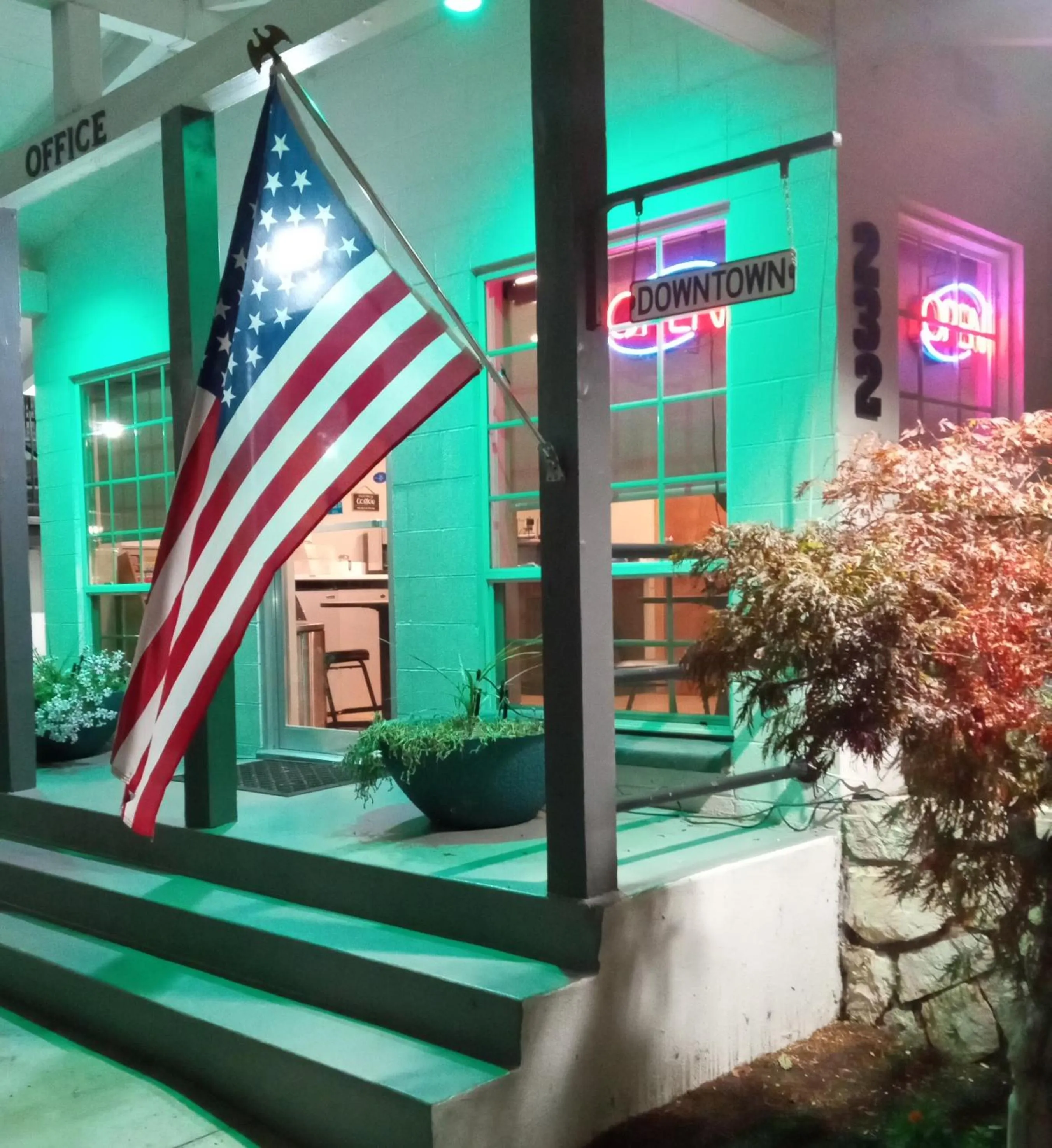 Property building in Downtown Inn