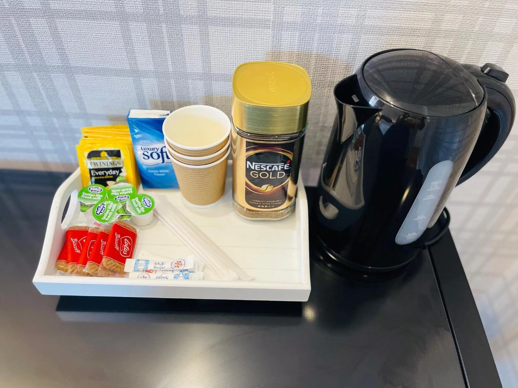 Food and drinks in ASHMINA HOLIDAY LET with Free onsite Parking for SMALL VANS and cars only