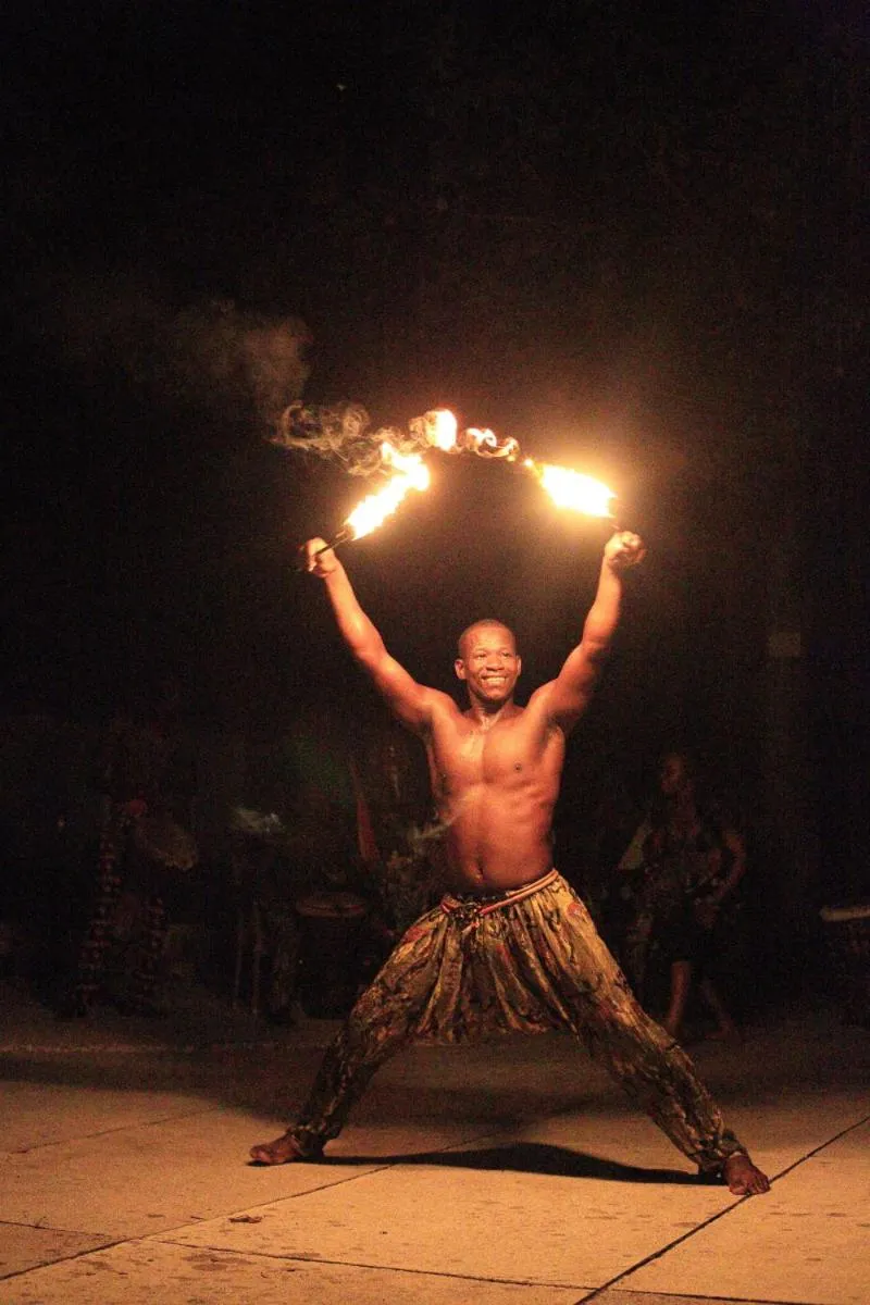 People in Les Palétuviers