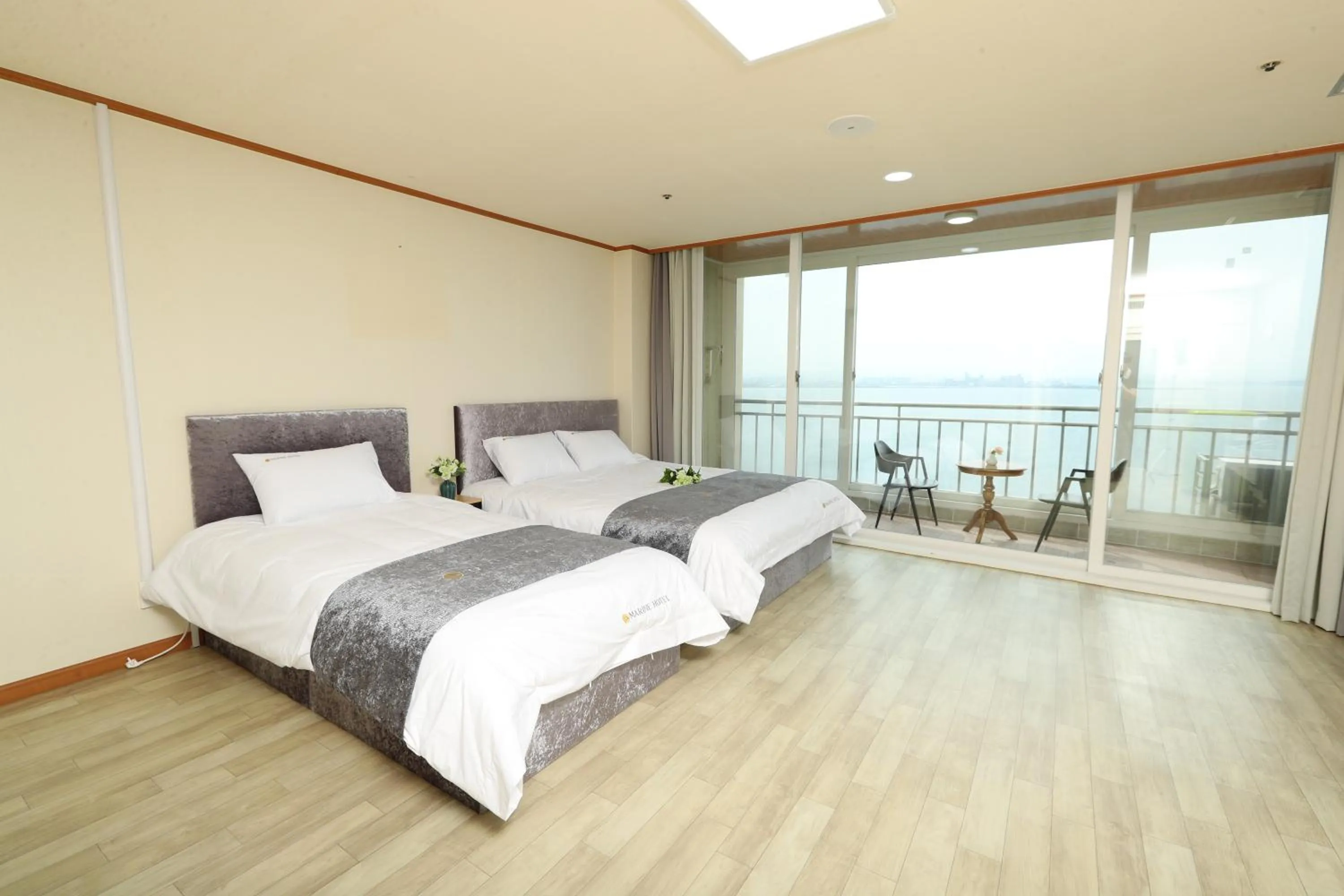 Photo of the whole room, Bed in Hotel Marine