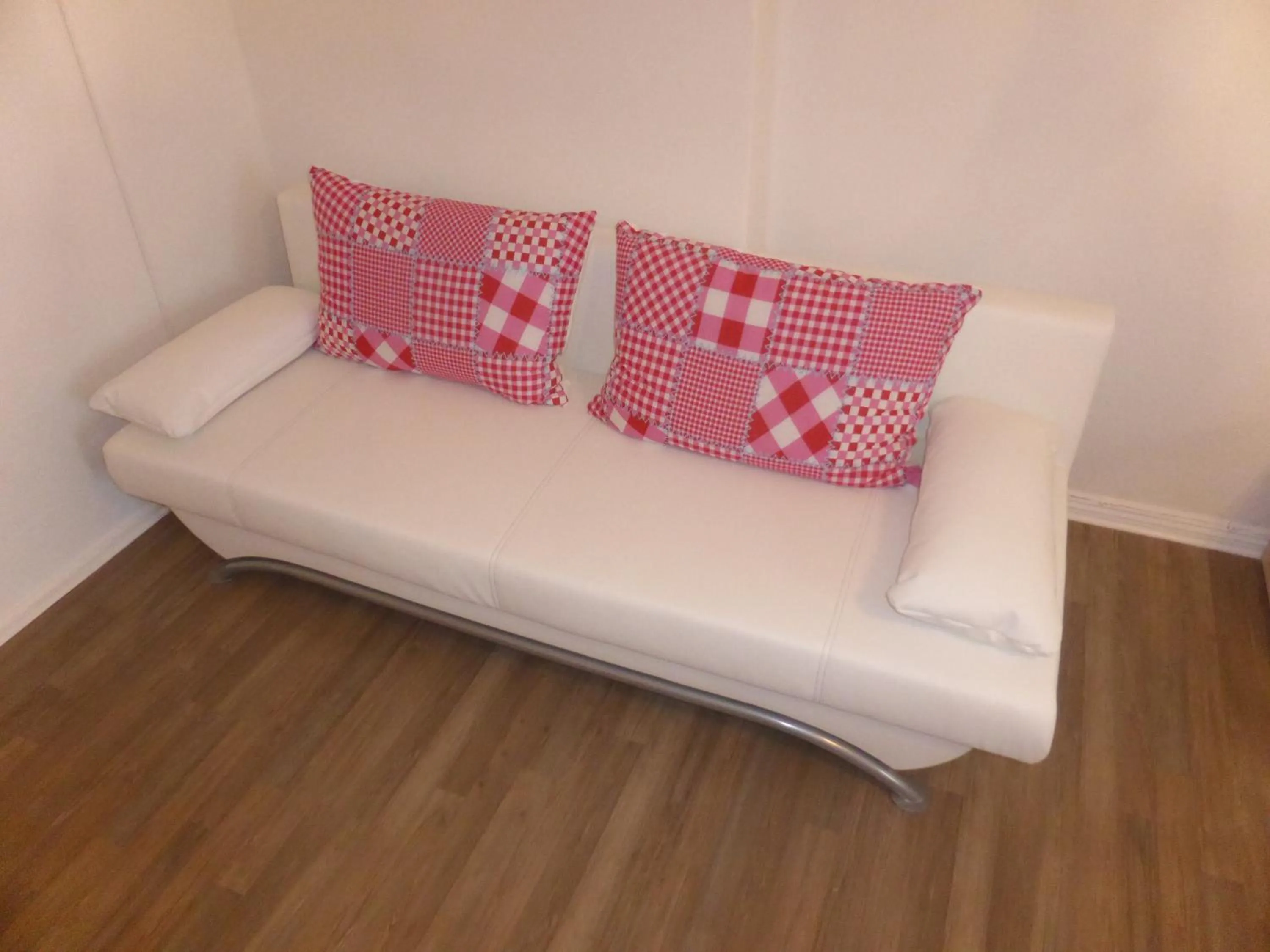 Bed in Apartments Dahlie & Nelke