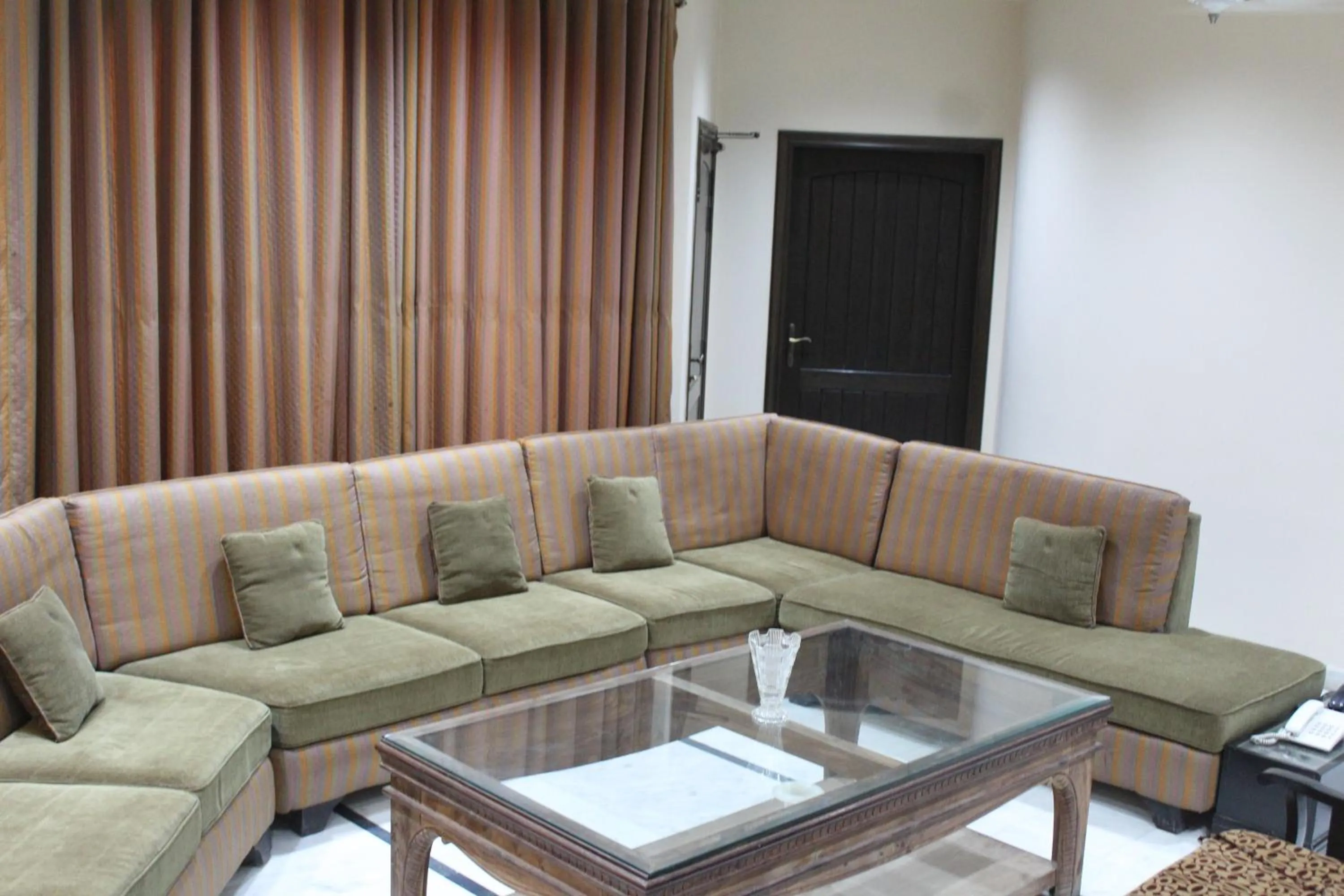 HOTEL STATE RESIDENCY