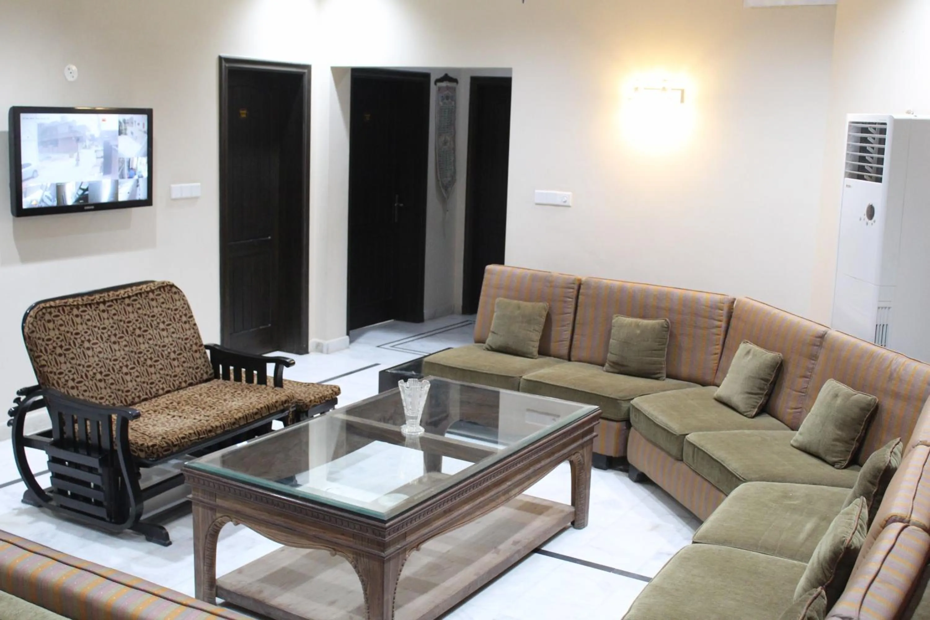 HOTEL STATE RESIDENCY