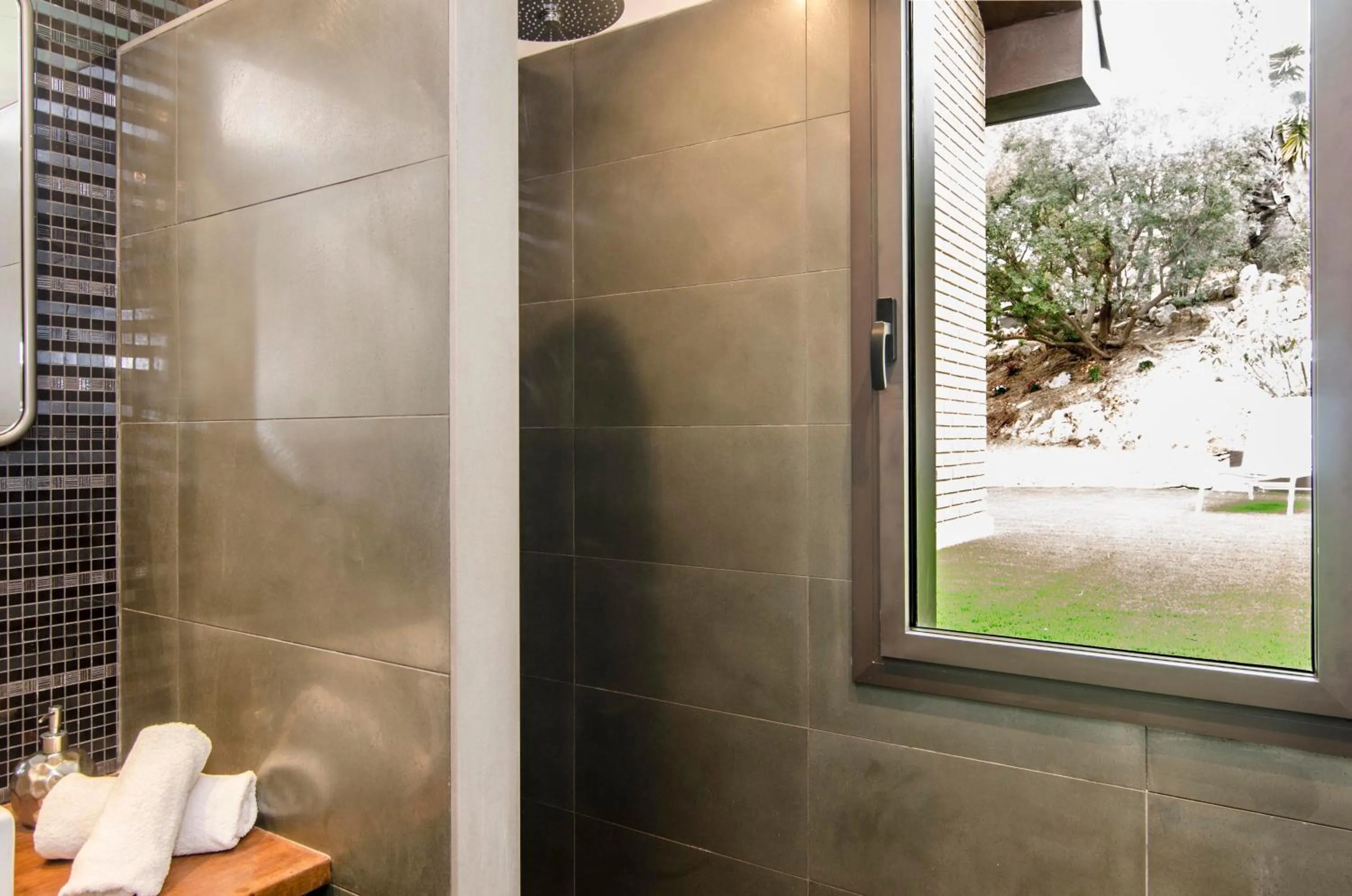 Sitges Spaces Sea View Villa- 6 Bedrooms, 5 bathrooms, 2 private pools, Near center