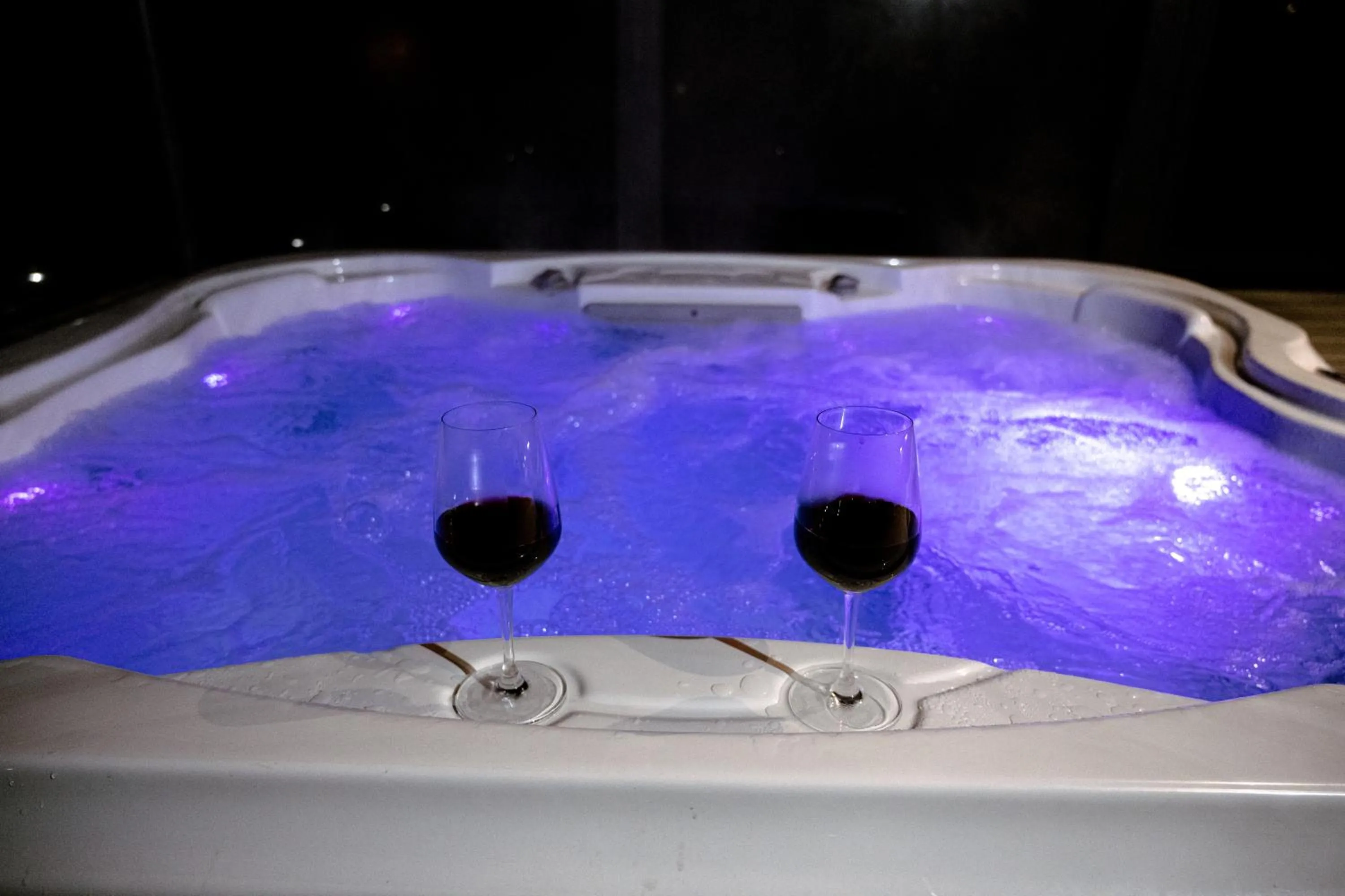 Hot Tub in Sure Studio by Best Western Brackenborough Lakes & Resort