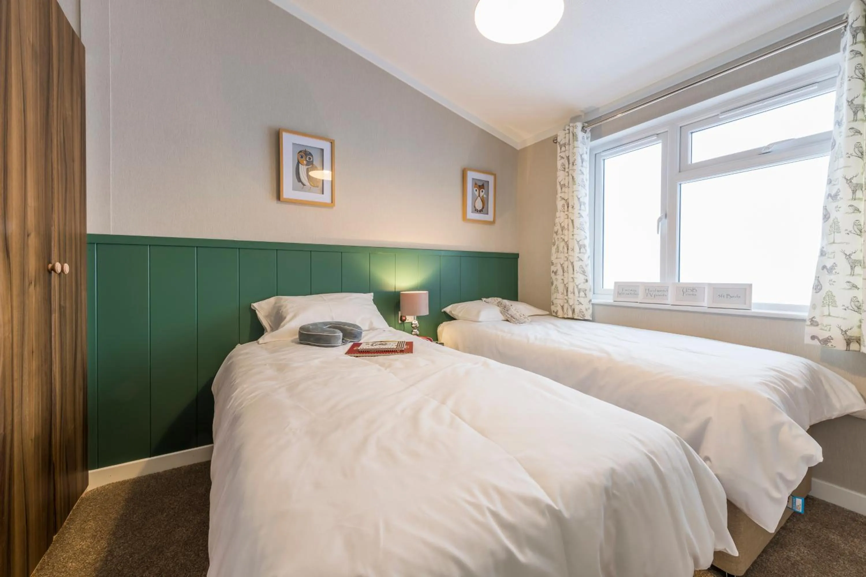 Bed in Sure Studio by Best Western Brackenborough Lakes & Resort