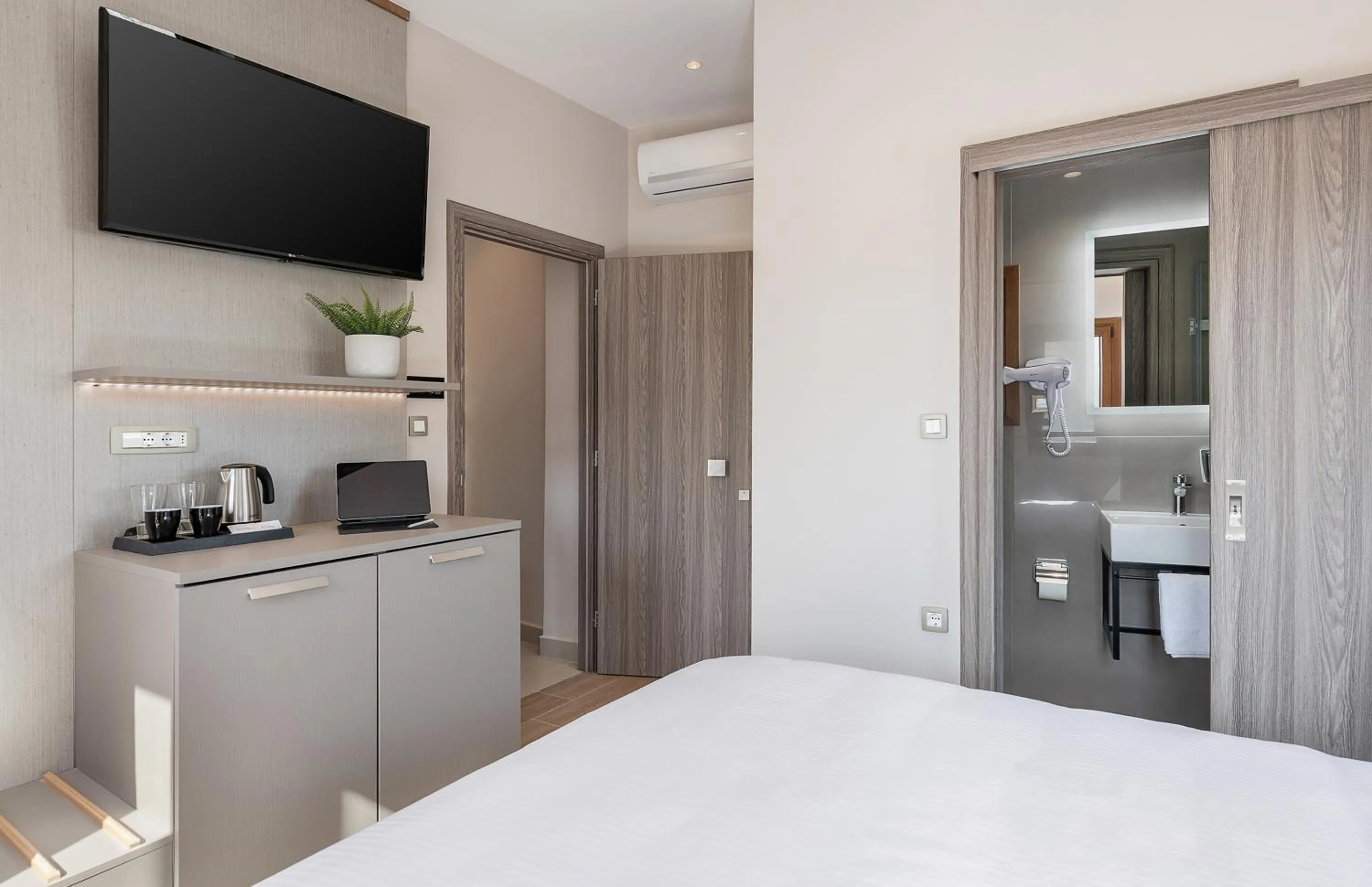 Coffee/tea facilities in Al Daliani Minaret Rooms