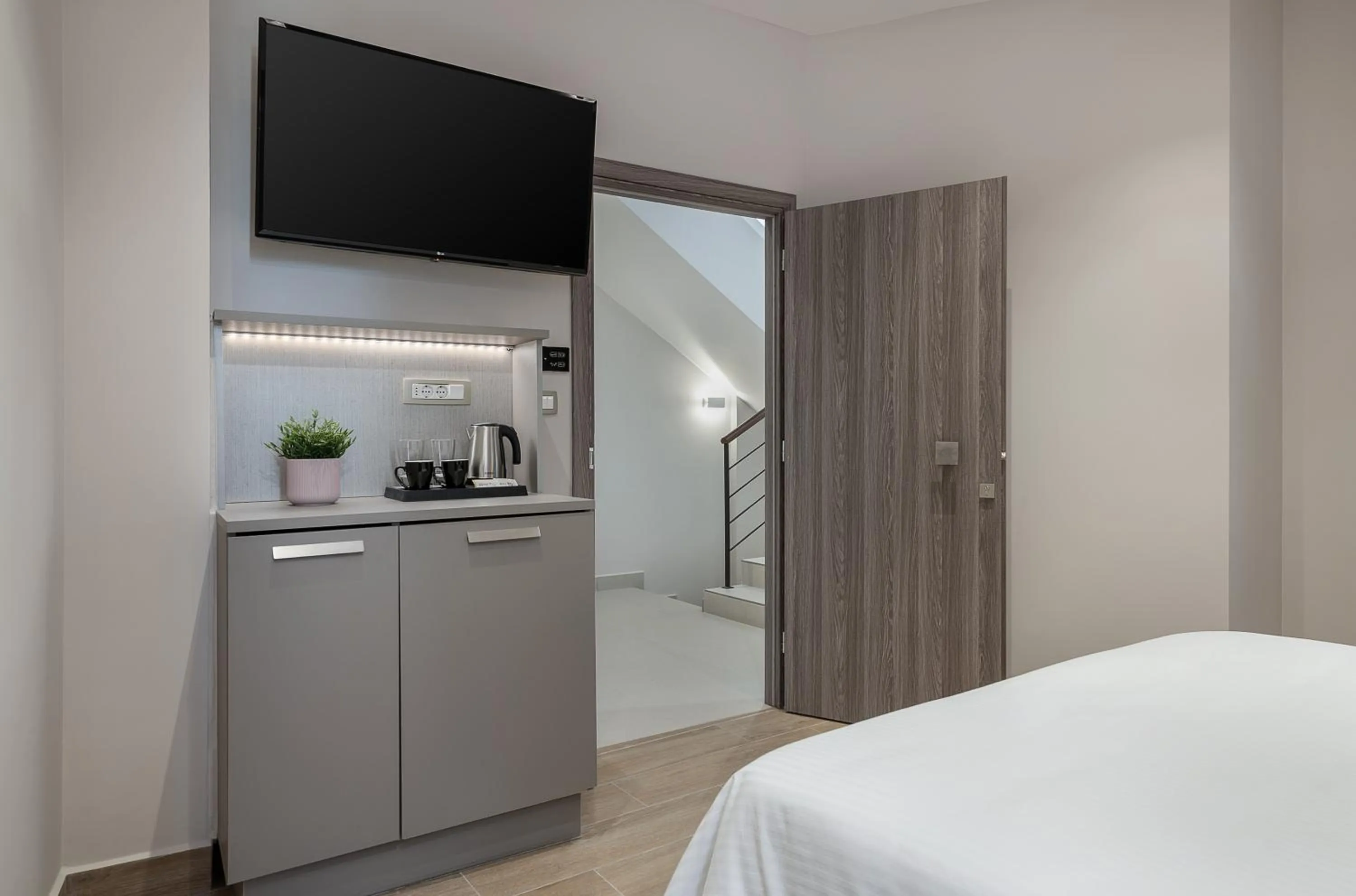 TV and multimedia in Al Daliani Minaret Rooms