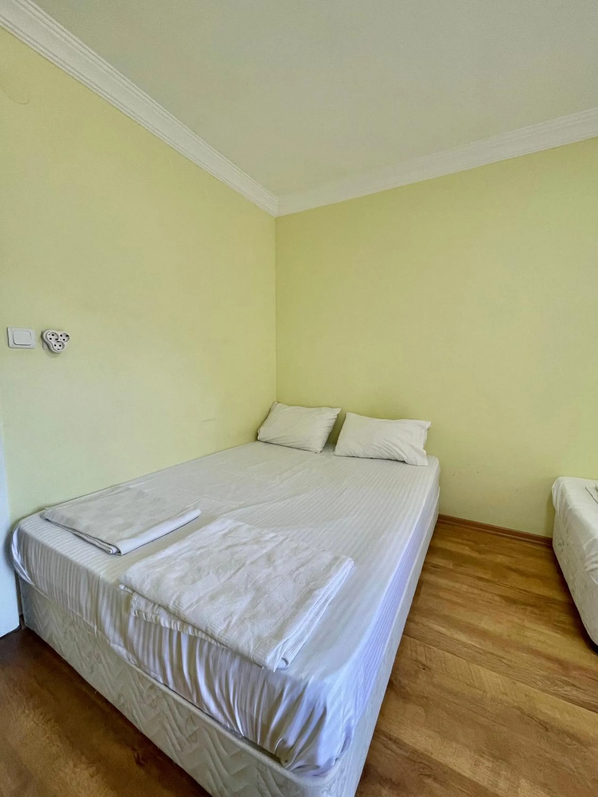 Living room in ORANGE BEACH CAMP