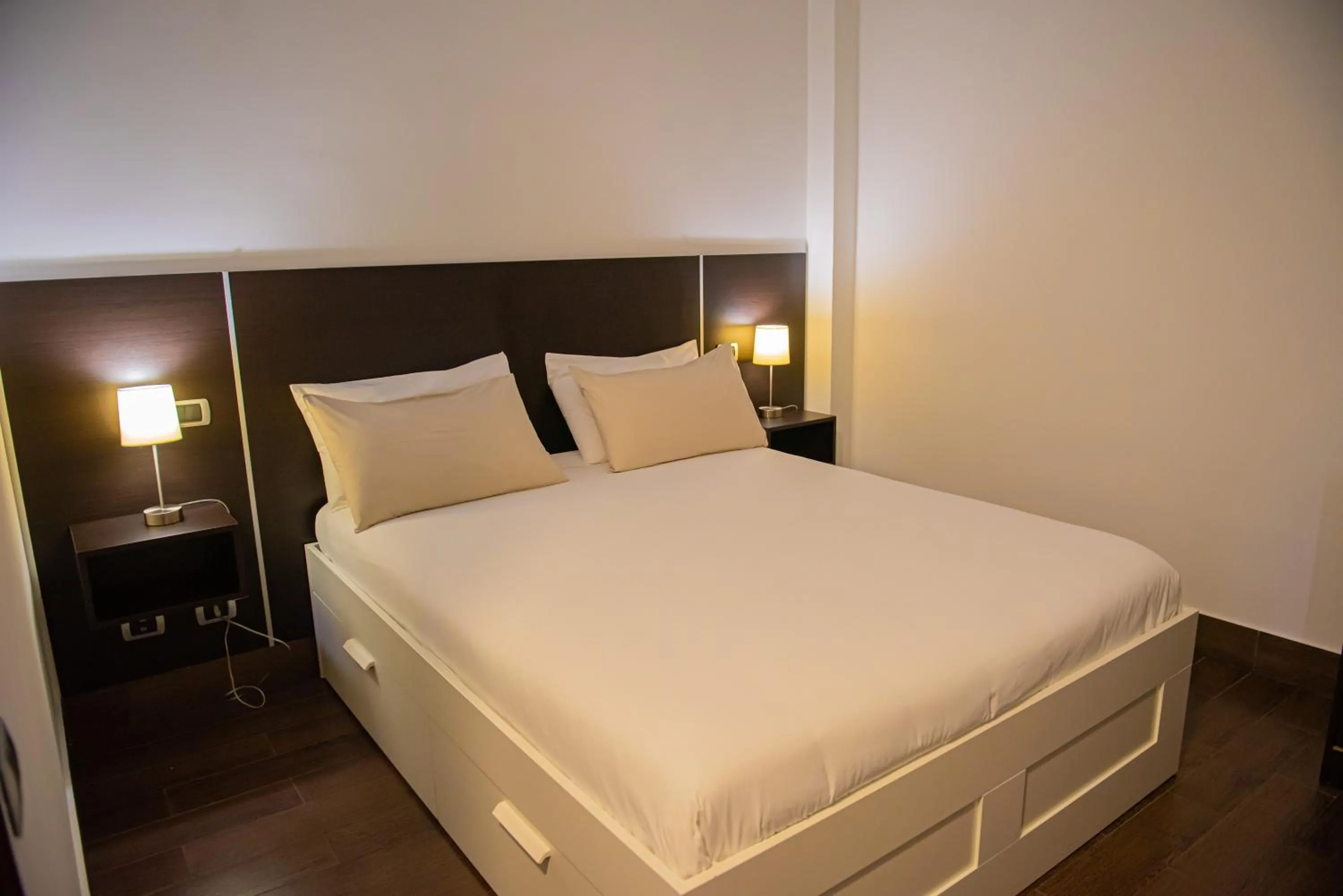 Bed in ARTEMIDE "Fiore Club" B&B SUITE SPA