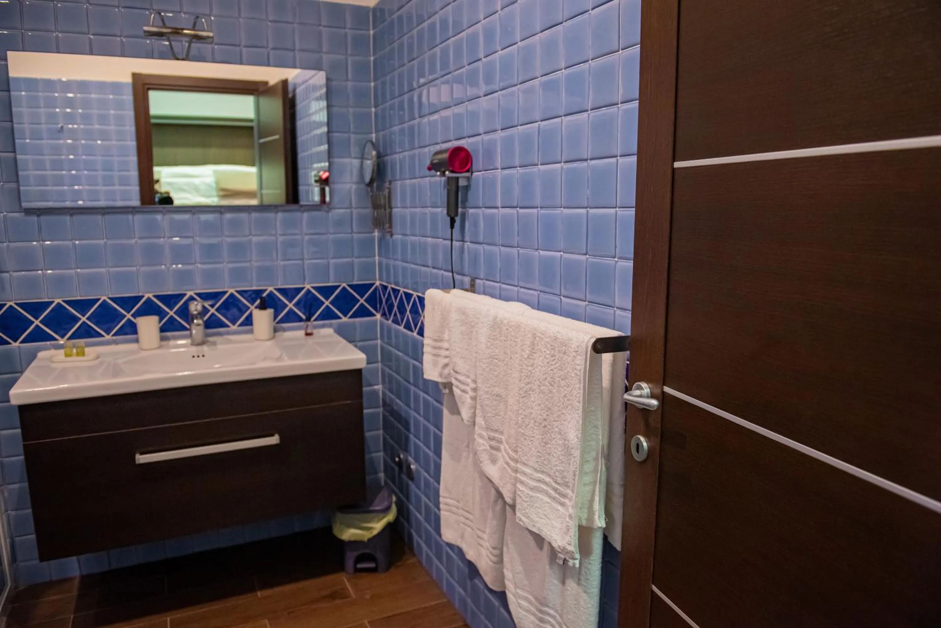 ARTEMIDE "Fiore Club" B&B SUITE SPA