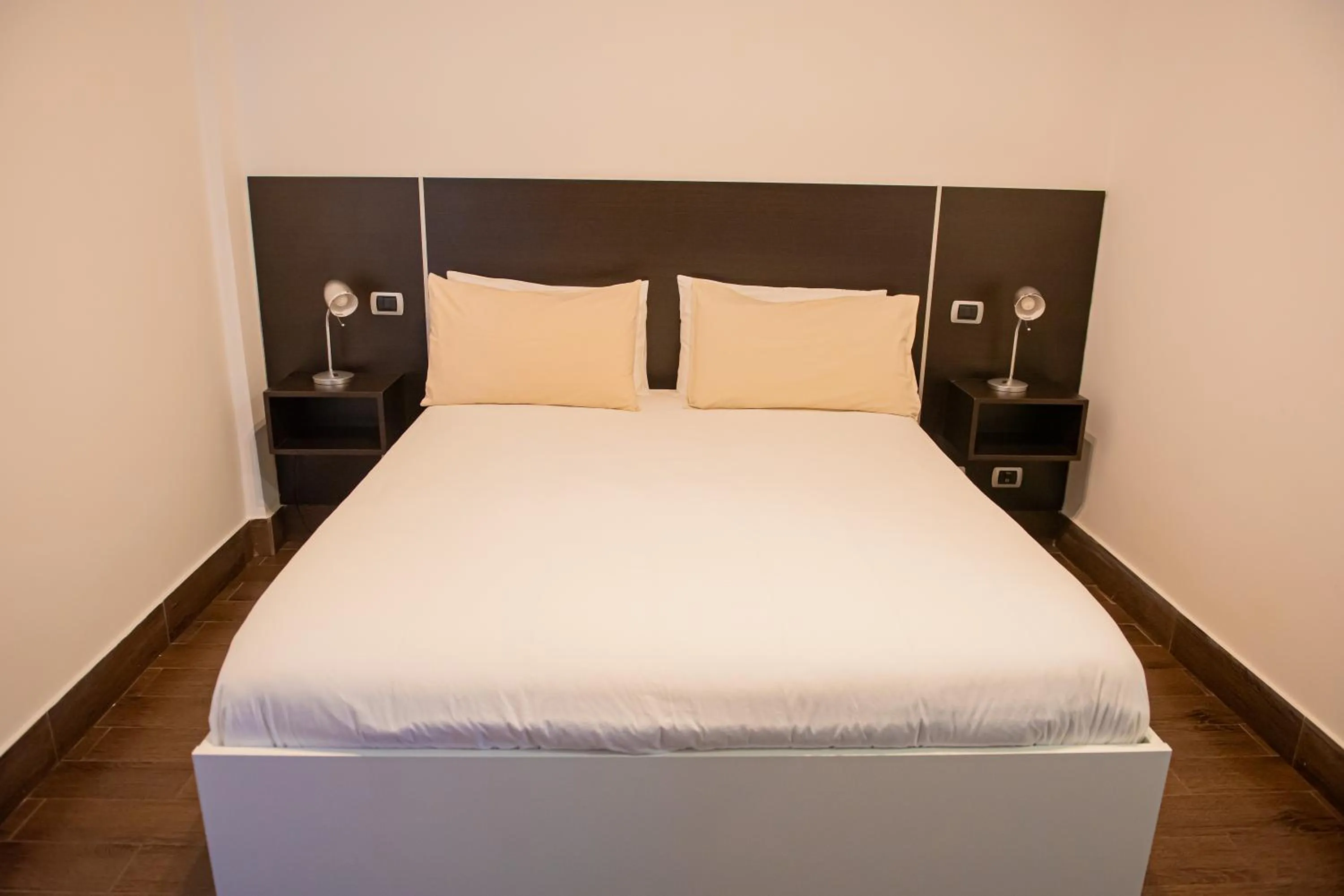 Bed in ARTEMIDE "Fiore Club" B&B SUITE SPA