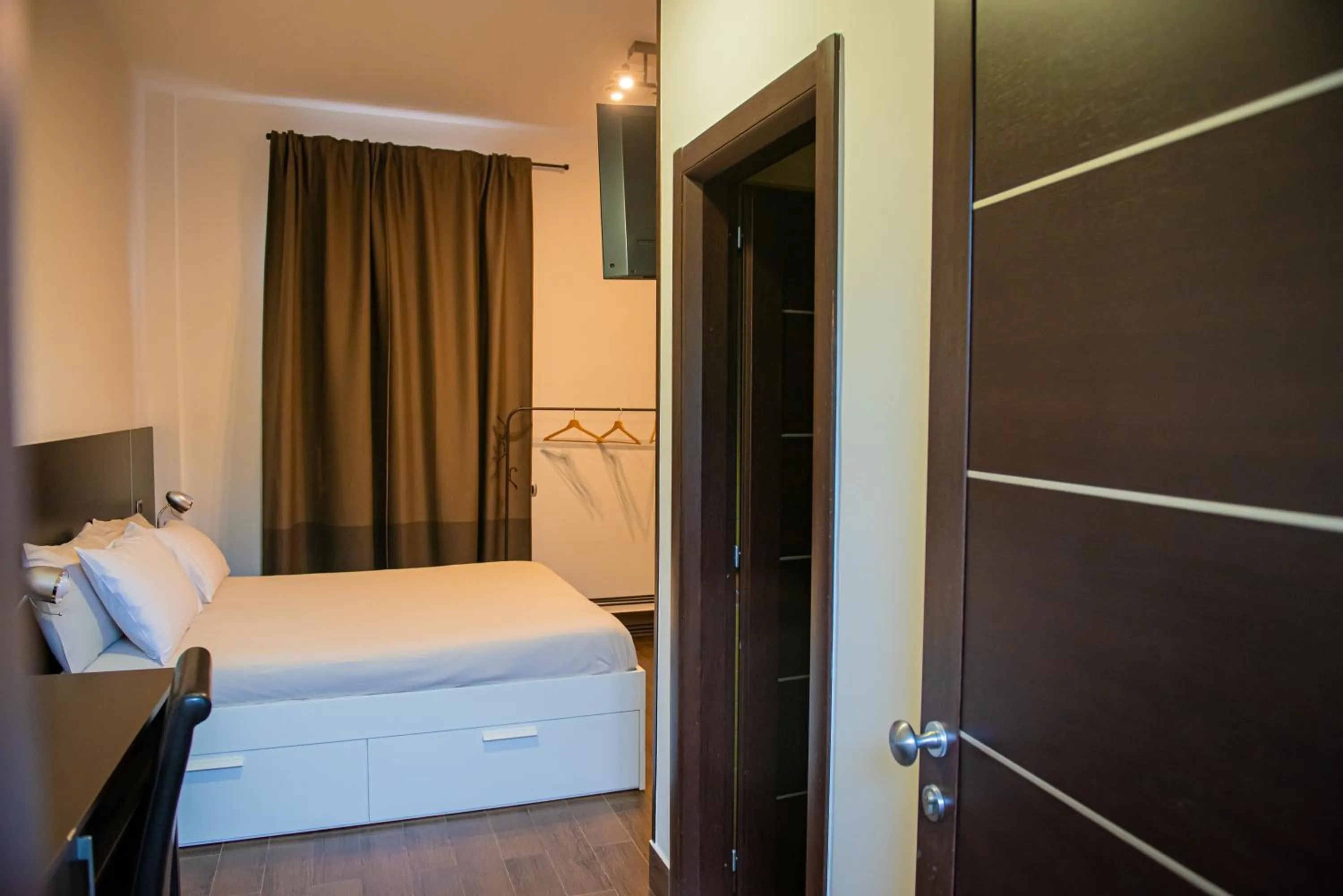 Bed in ARTEMIDE "Fiore Club" B&B SUITE SPA