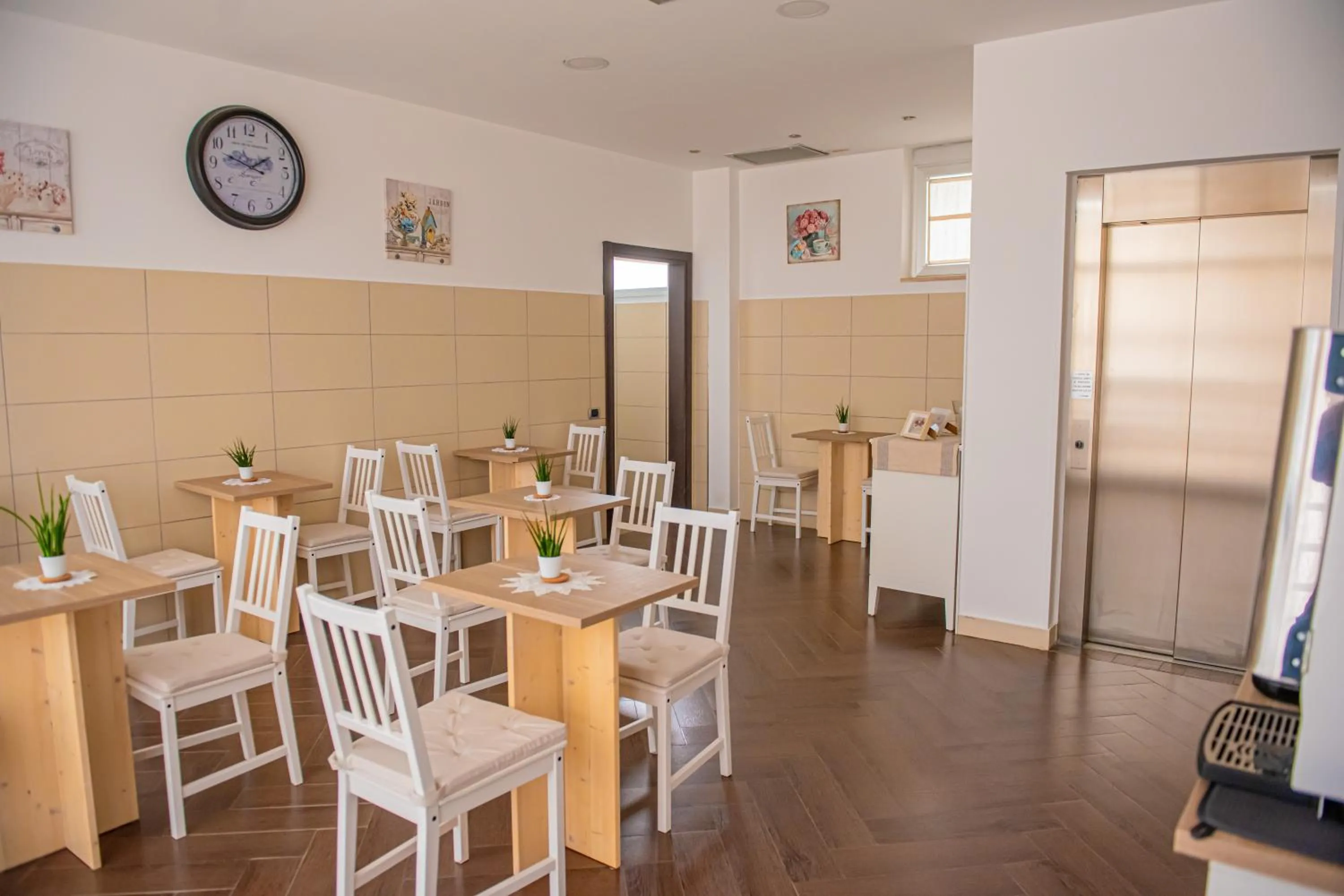 ARTEMIDE "Fiore Club" B&B SUITE SPA