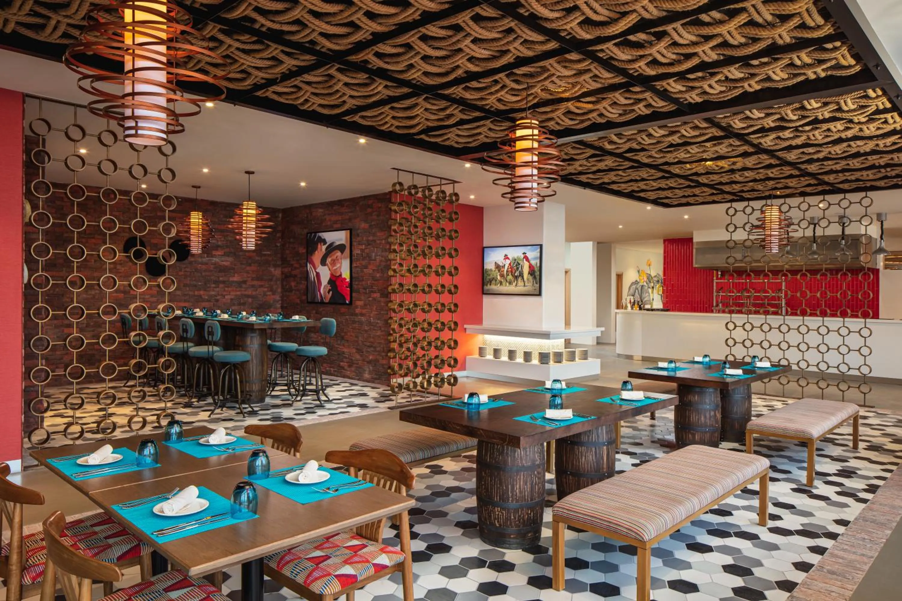 Restaurant/places to eat in Centara Mirage Beach Resort Dubai