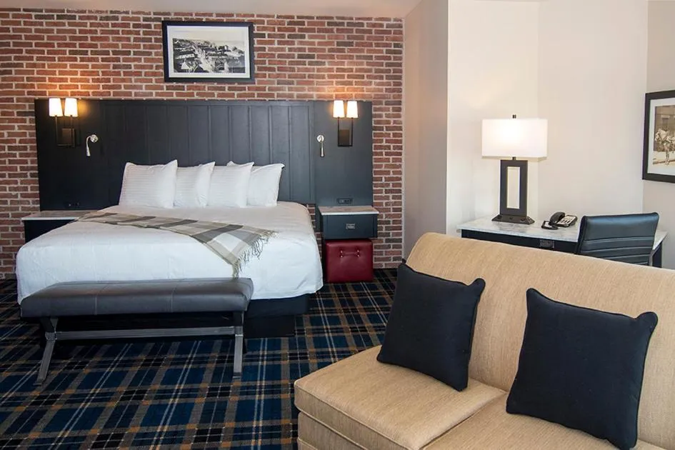 Bed in Water Street Inn