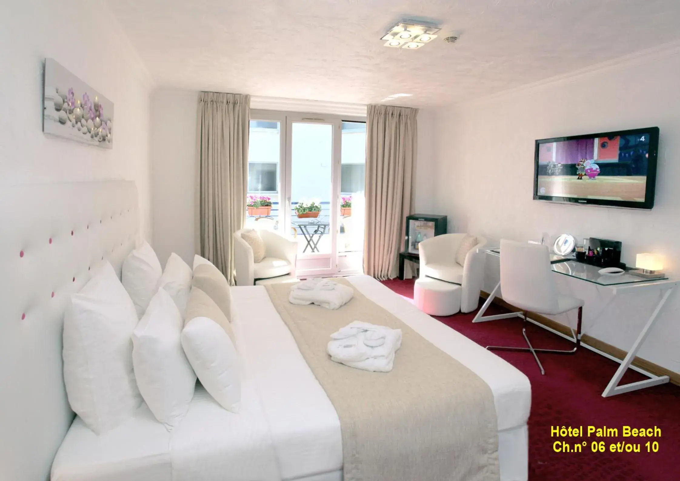 Double or Twin Room in HOTEL PALM BEACH Double or Twin Room in HOTEL PALM BEACH