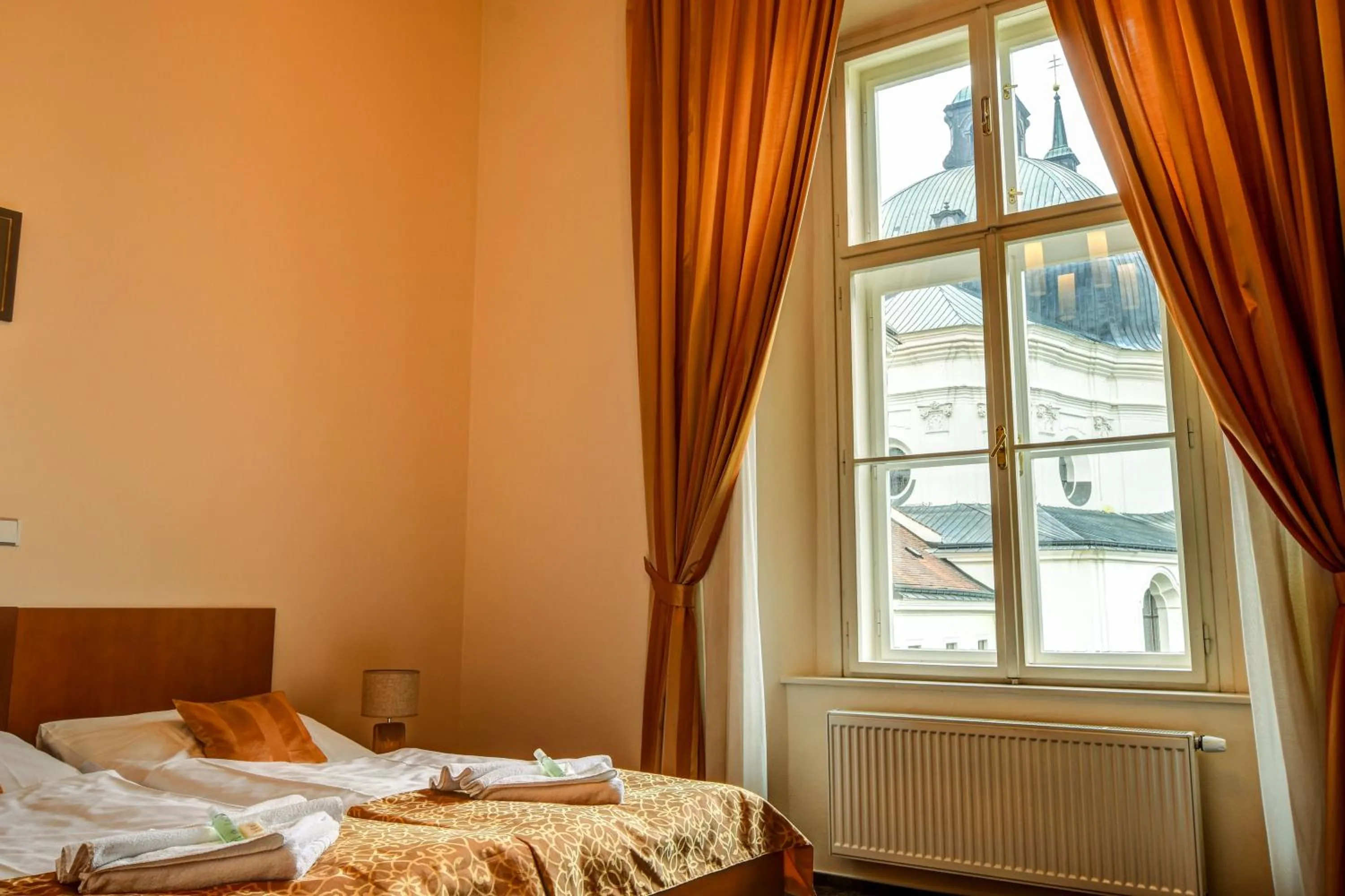 Bed in Zámek Křtiny