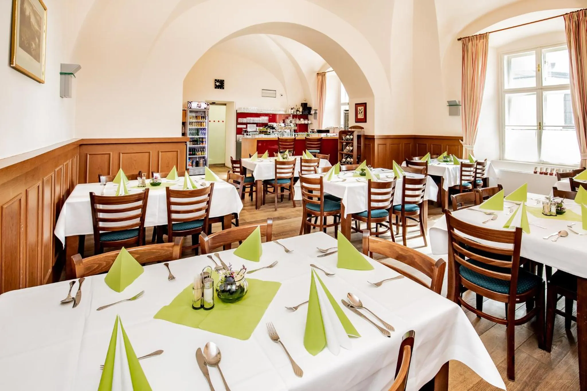 Restaurant/places to eat in Zámek Křtiny