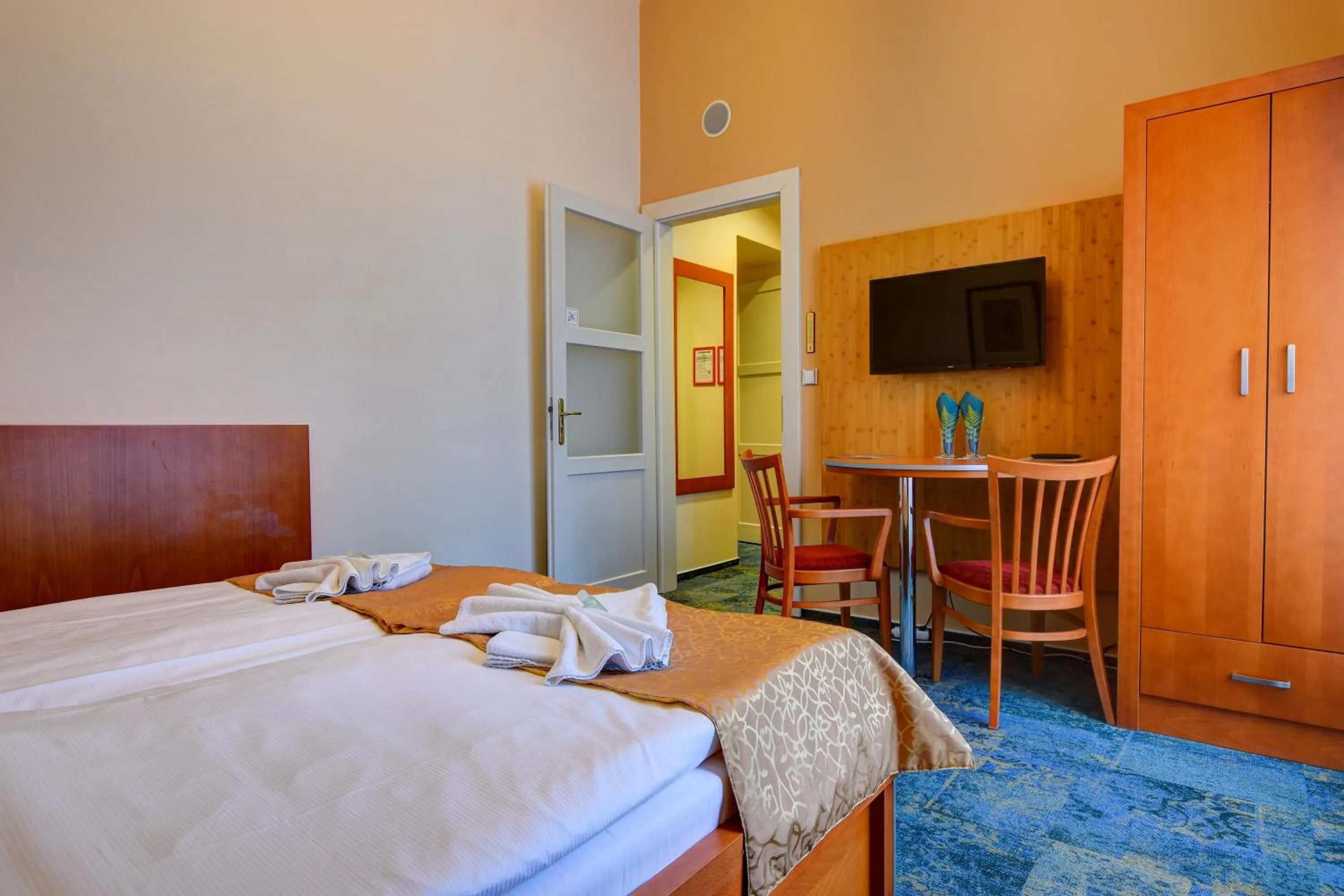 Bed in Zámek Křtiny