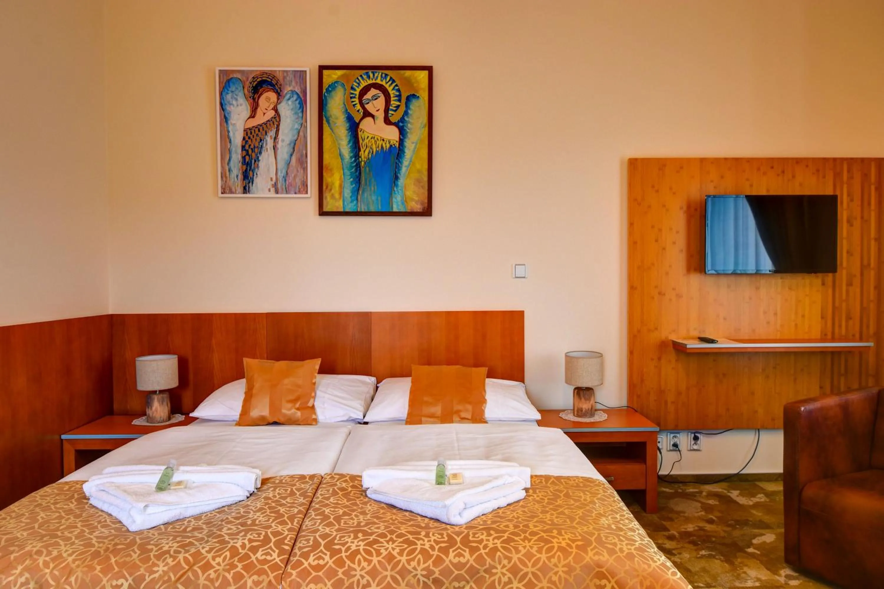 Bed in Zámek Křtiny