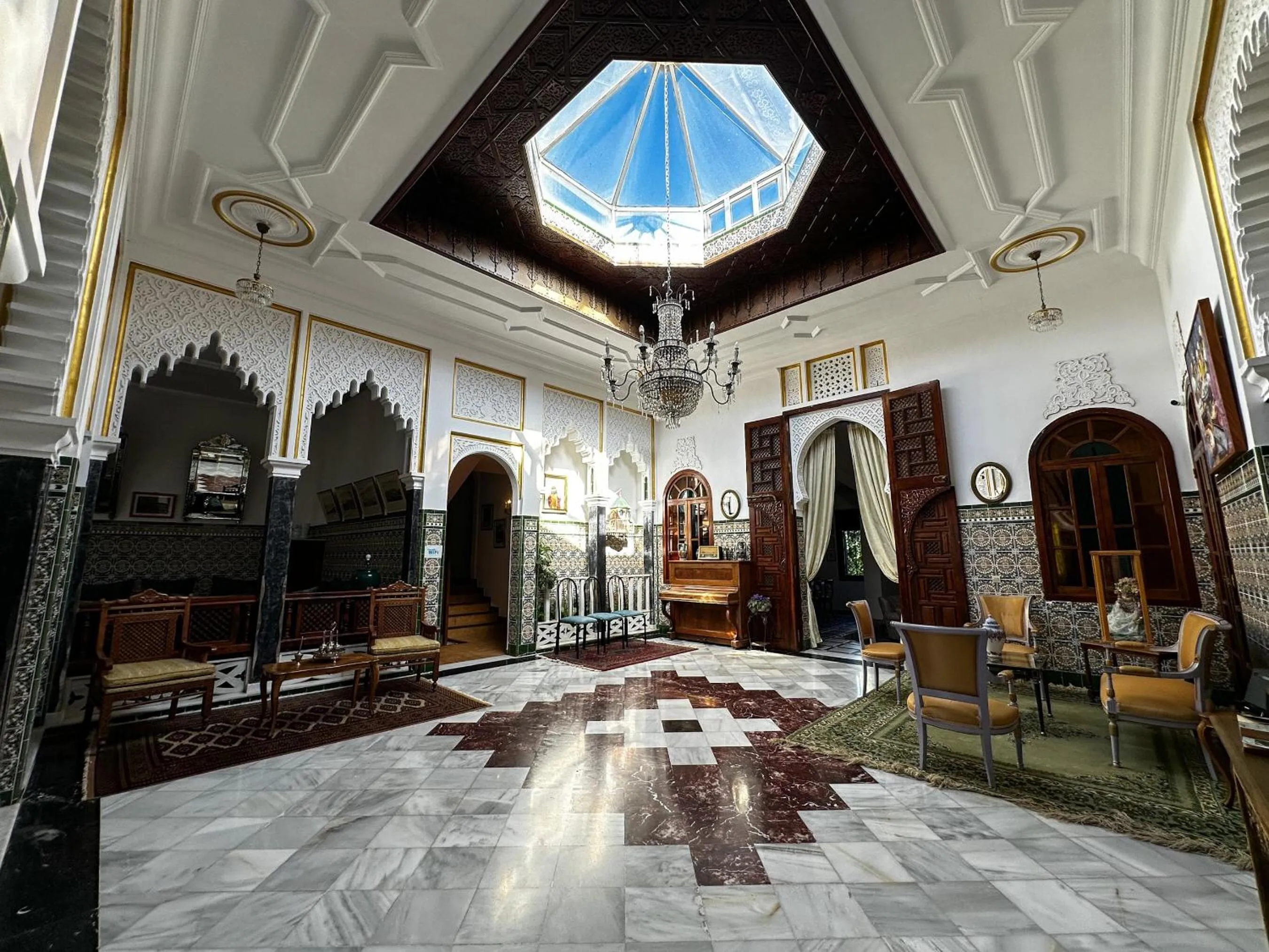 Property building in Riad Dar Achaach