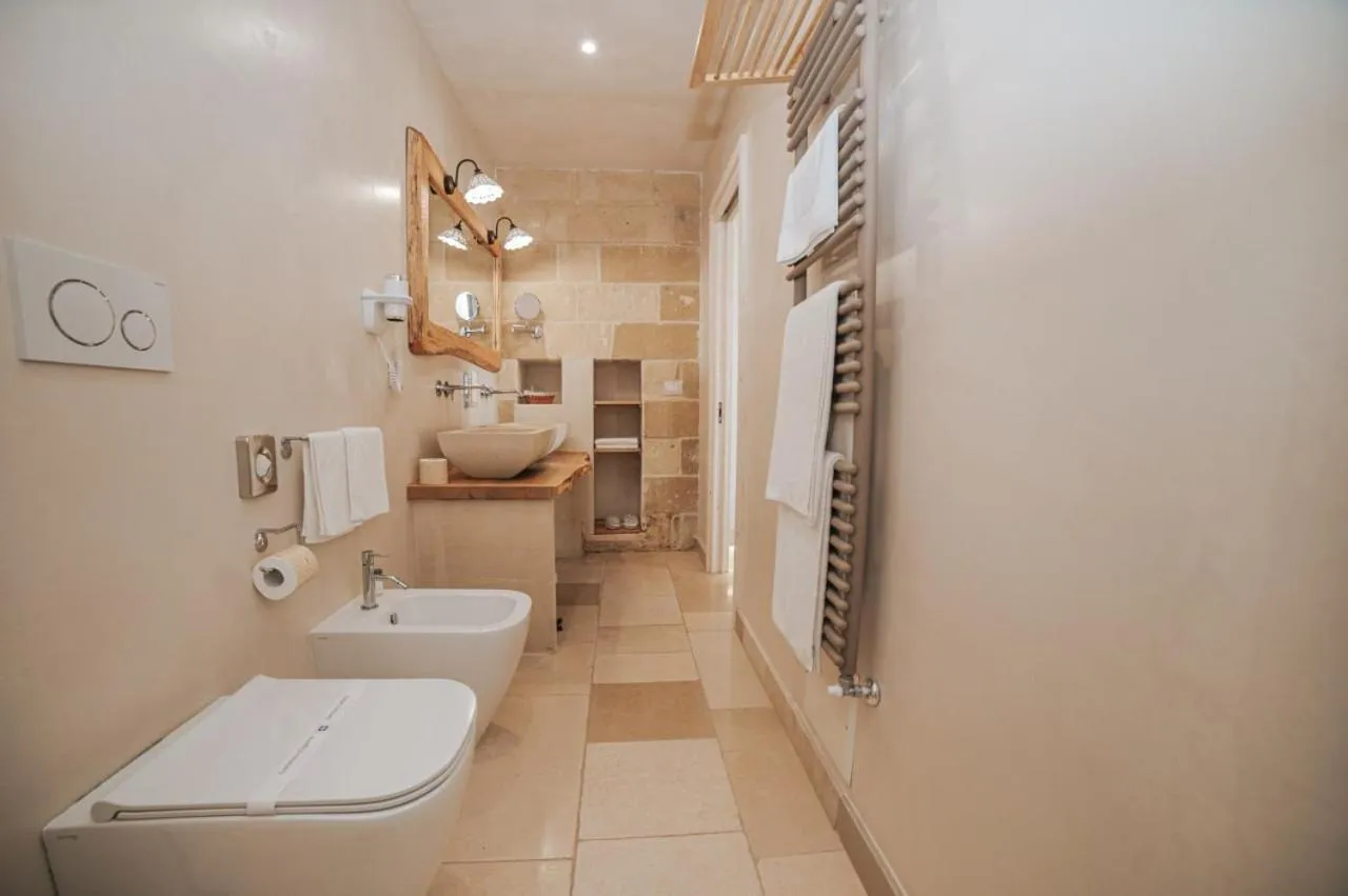 Bathroom in Masseria Longa Boutique Hotel