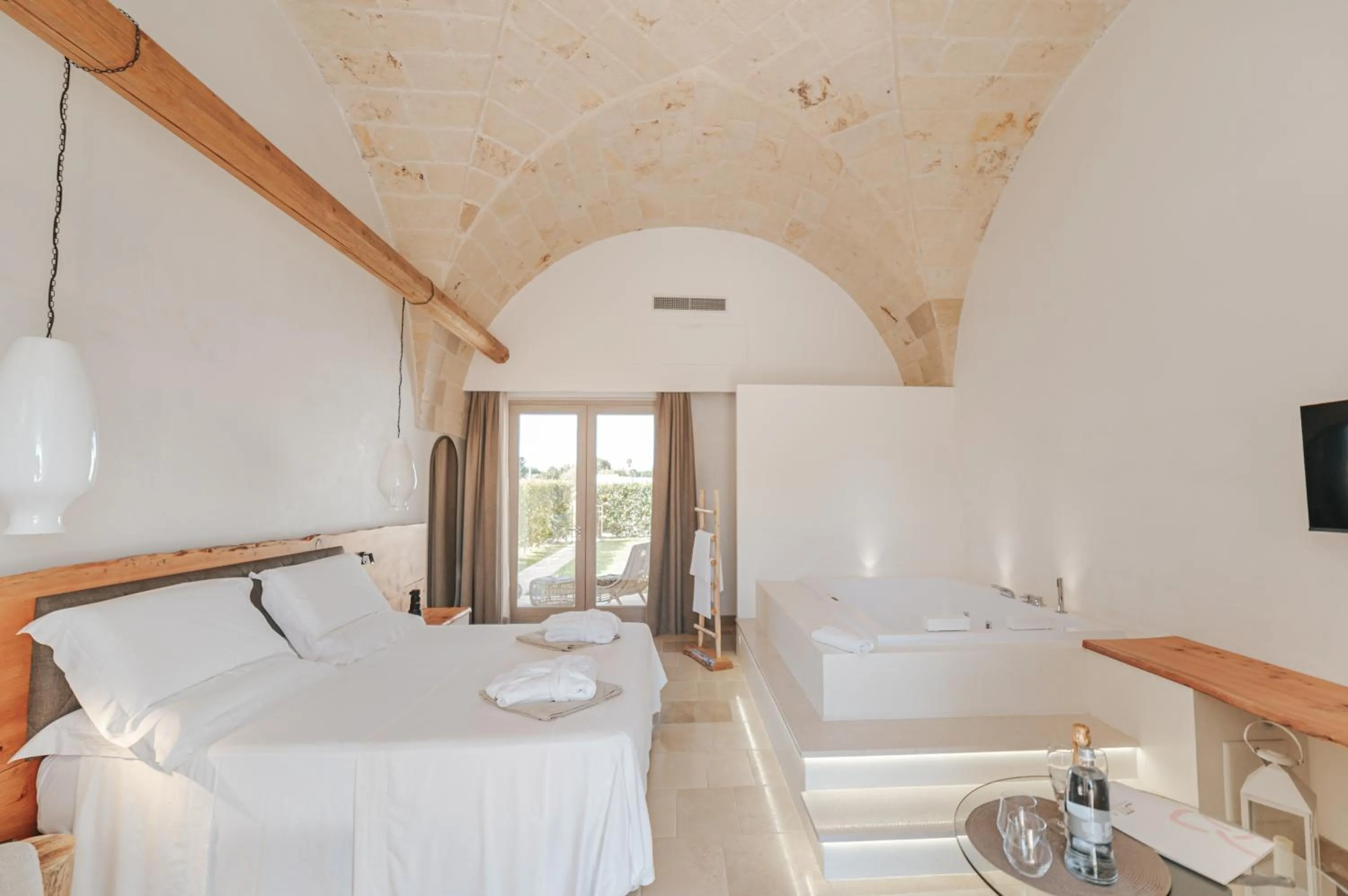 Photo of the whole room, Bed in Masseria Longa Boutique Hotel