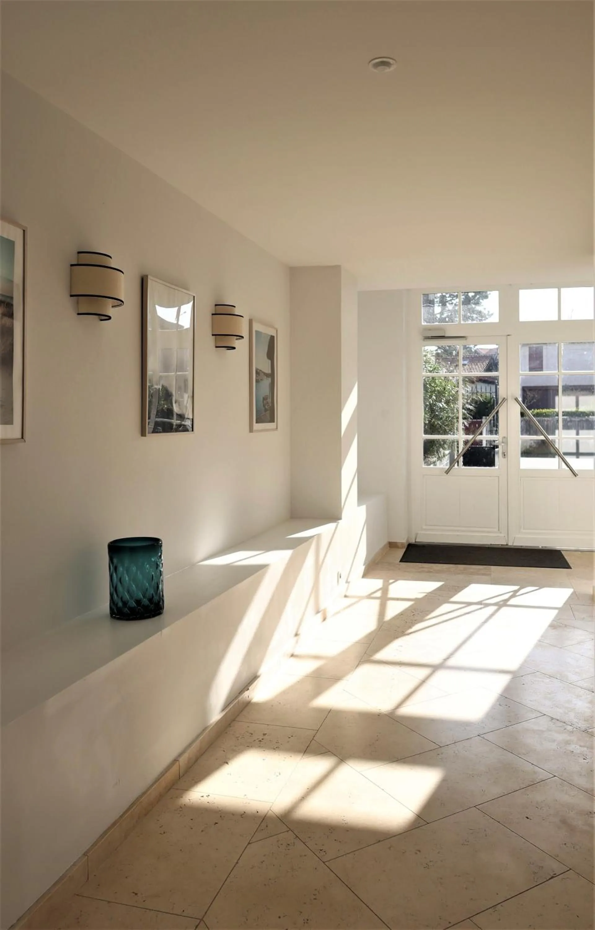 Property building in Résidence Les Suites du Port - by Le Saint Ferdinand