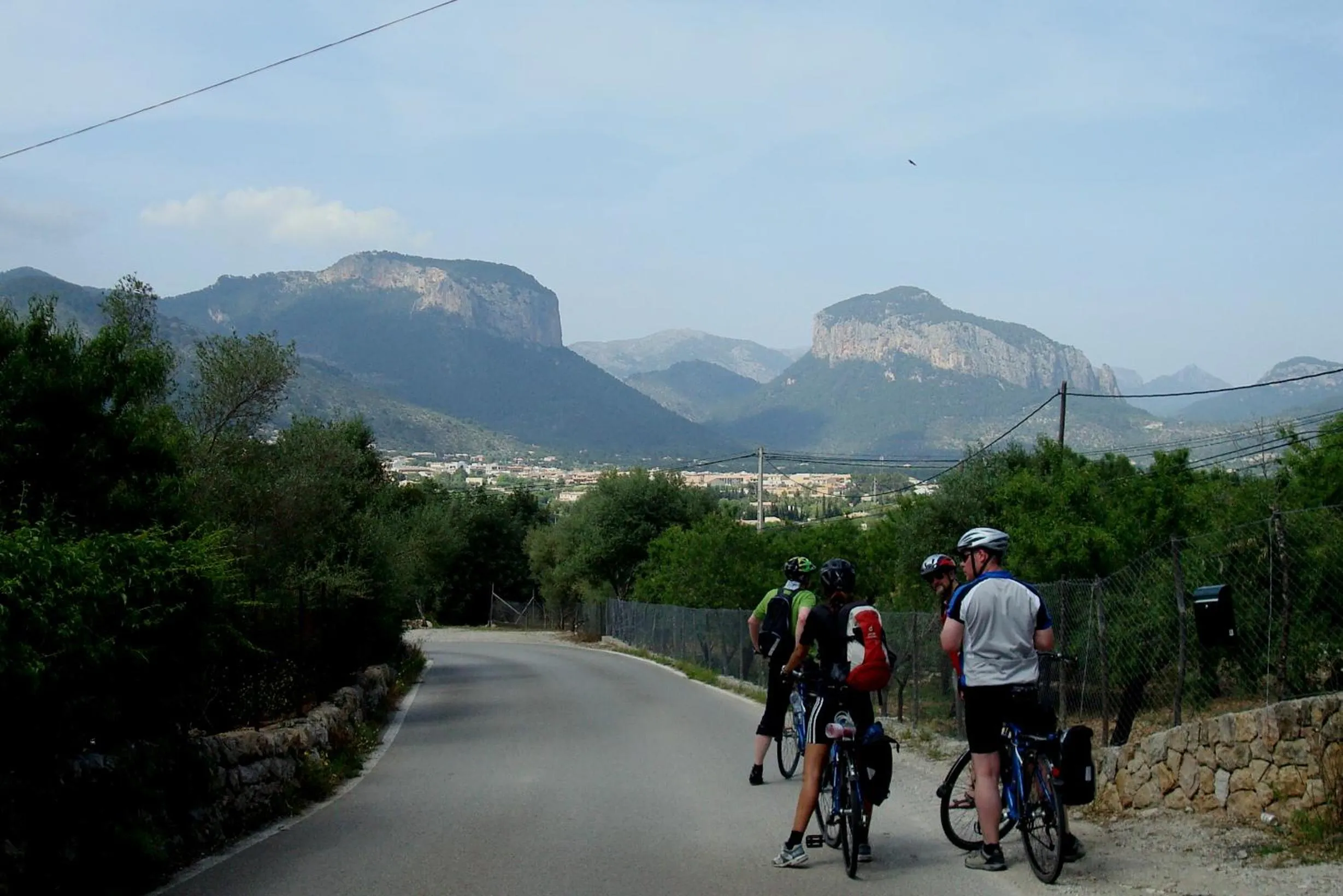 Cycling in Petit Hotel Alaro