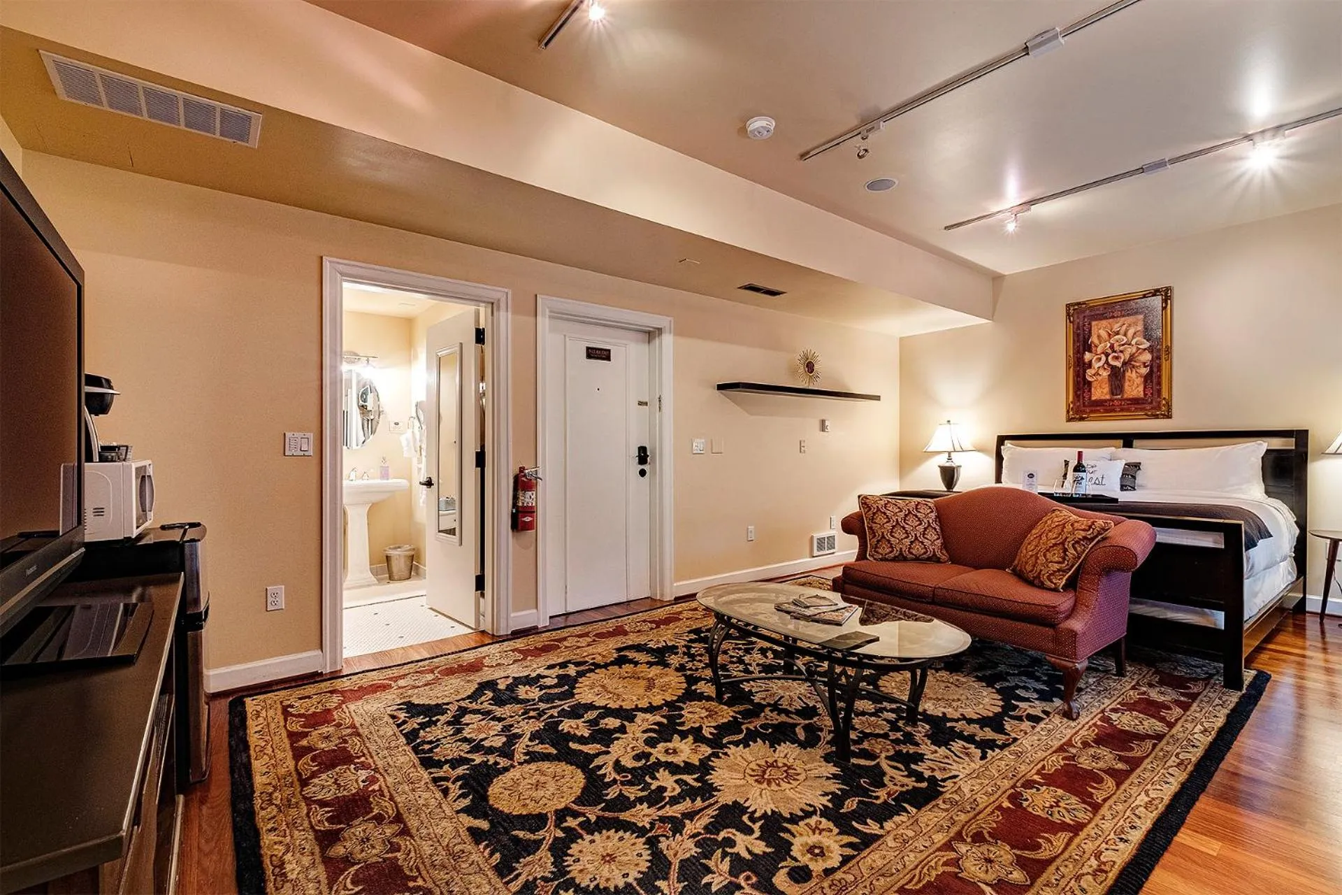 Bed in The Orenco Station Hotel