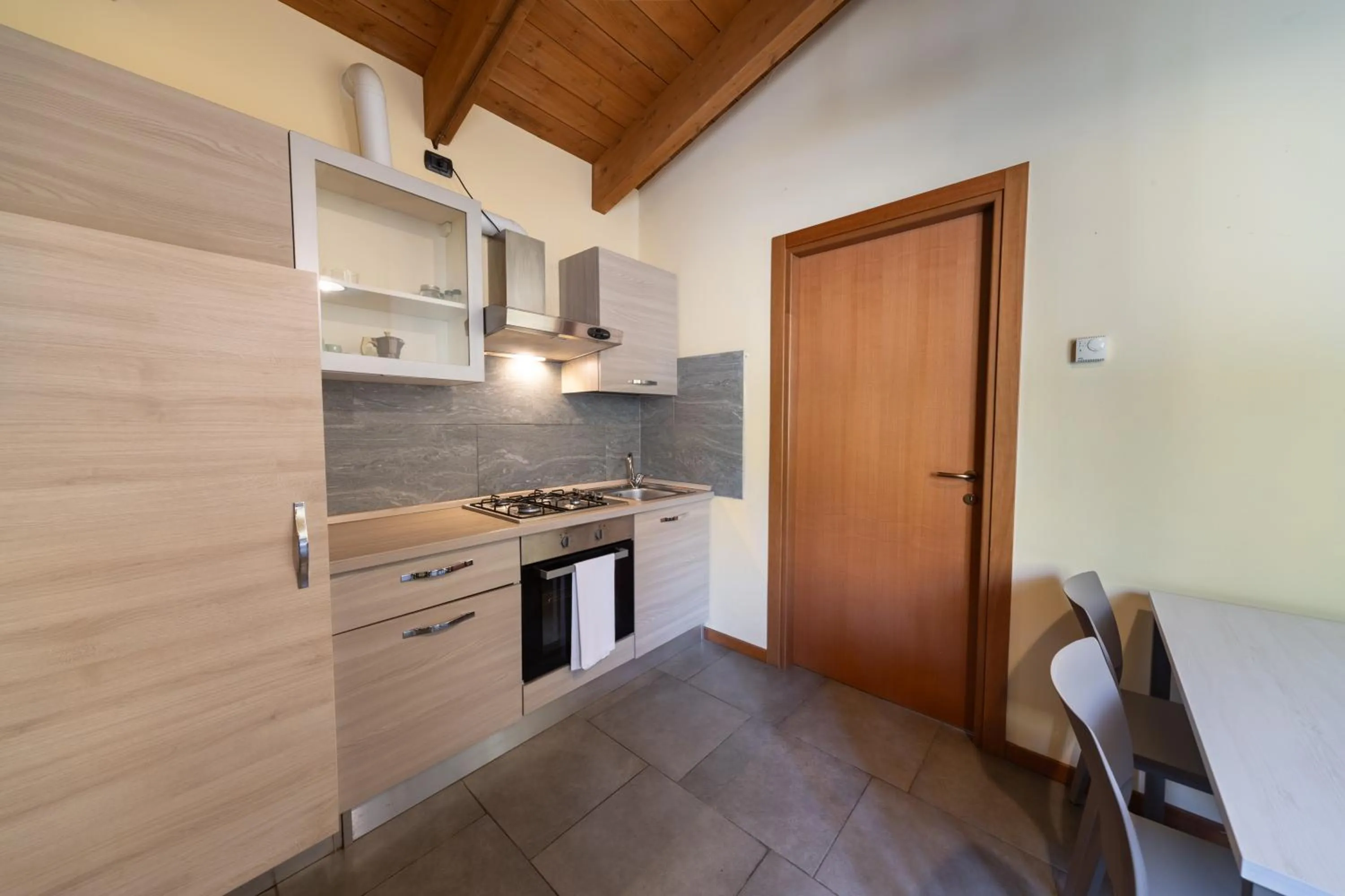 kitchen in La Valle Dei Caprioli Village Bungalow Park - Freelandia Azienda Agricola