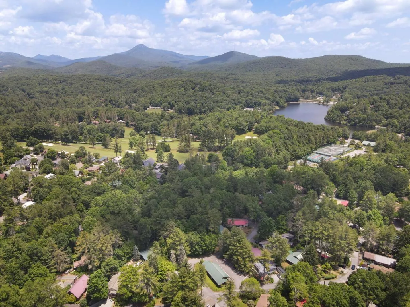 Blue Ridge Bungalow with Hot Tub