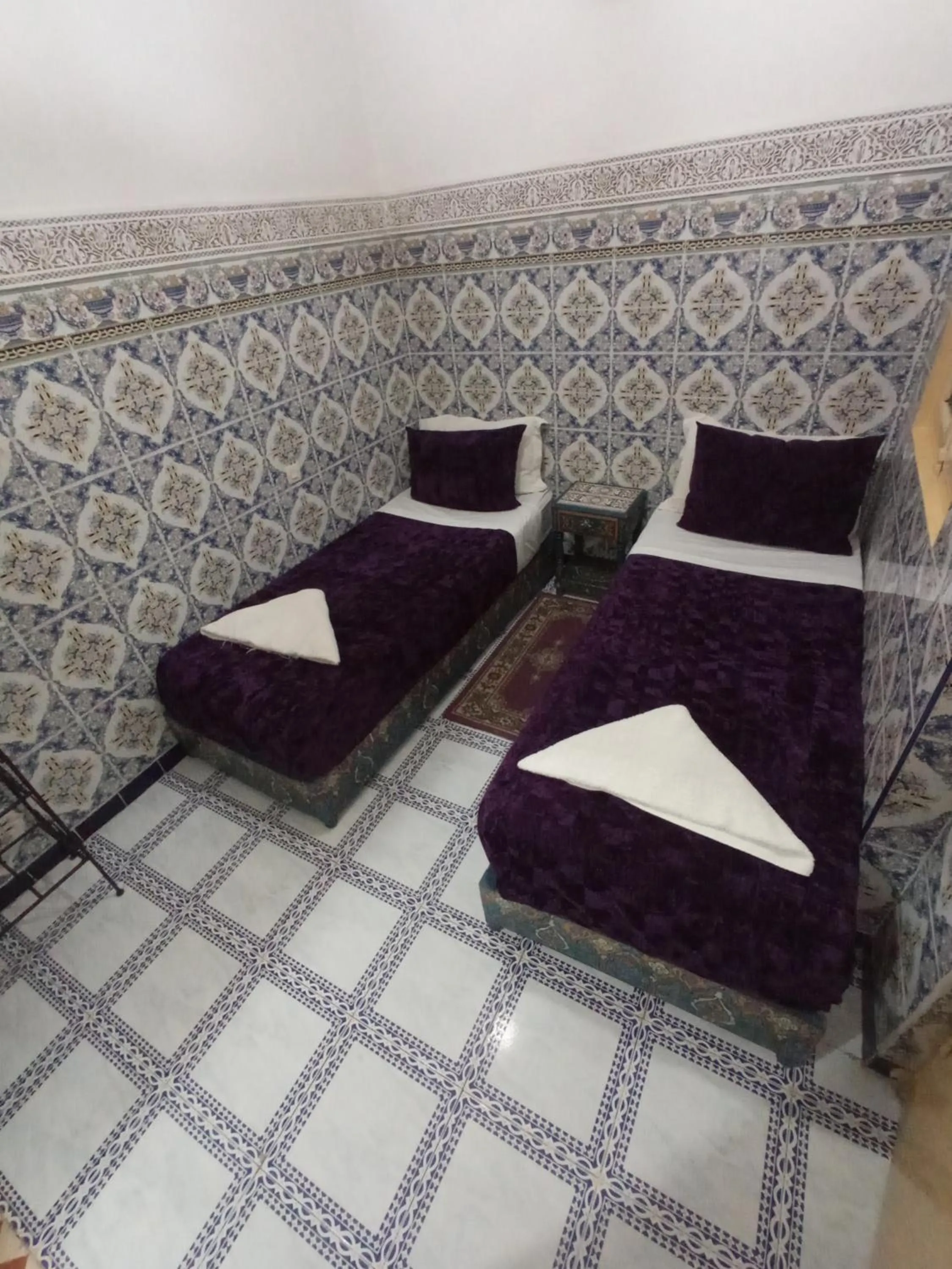Bedroom, Bed in Sindi Sud