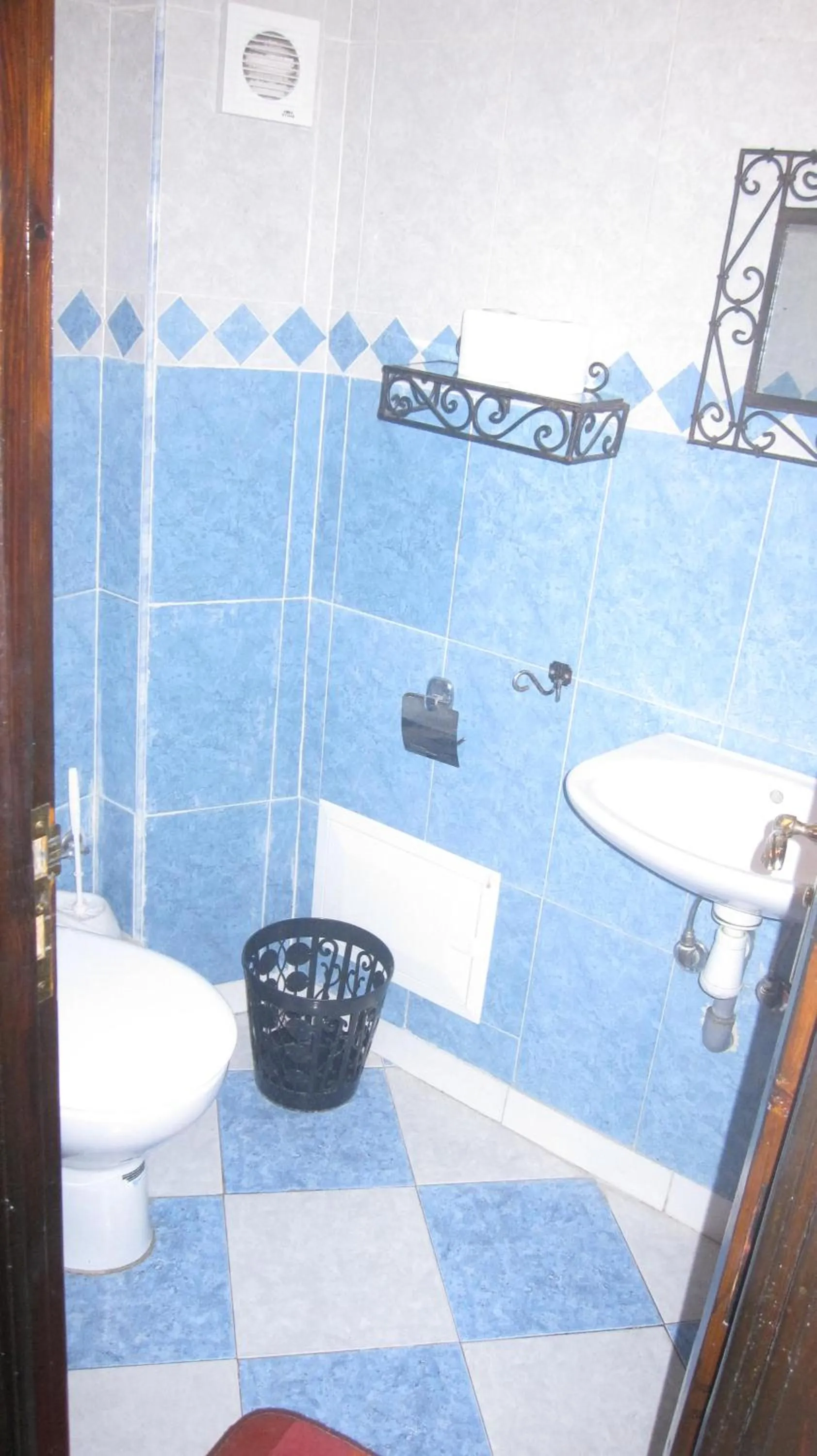 Bathroom in Sindi Sud