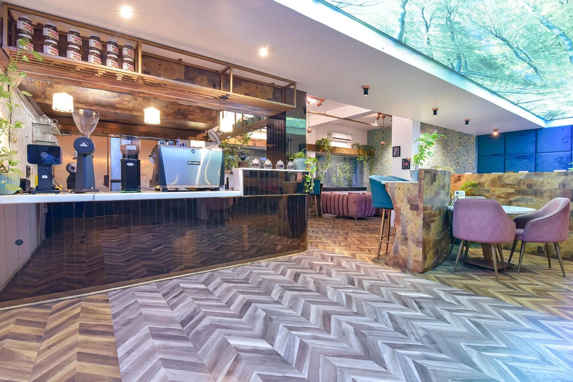 Restaurant/places to eat in FabHotel Shikha