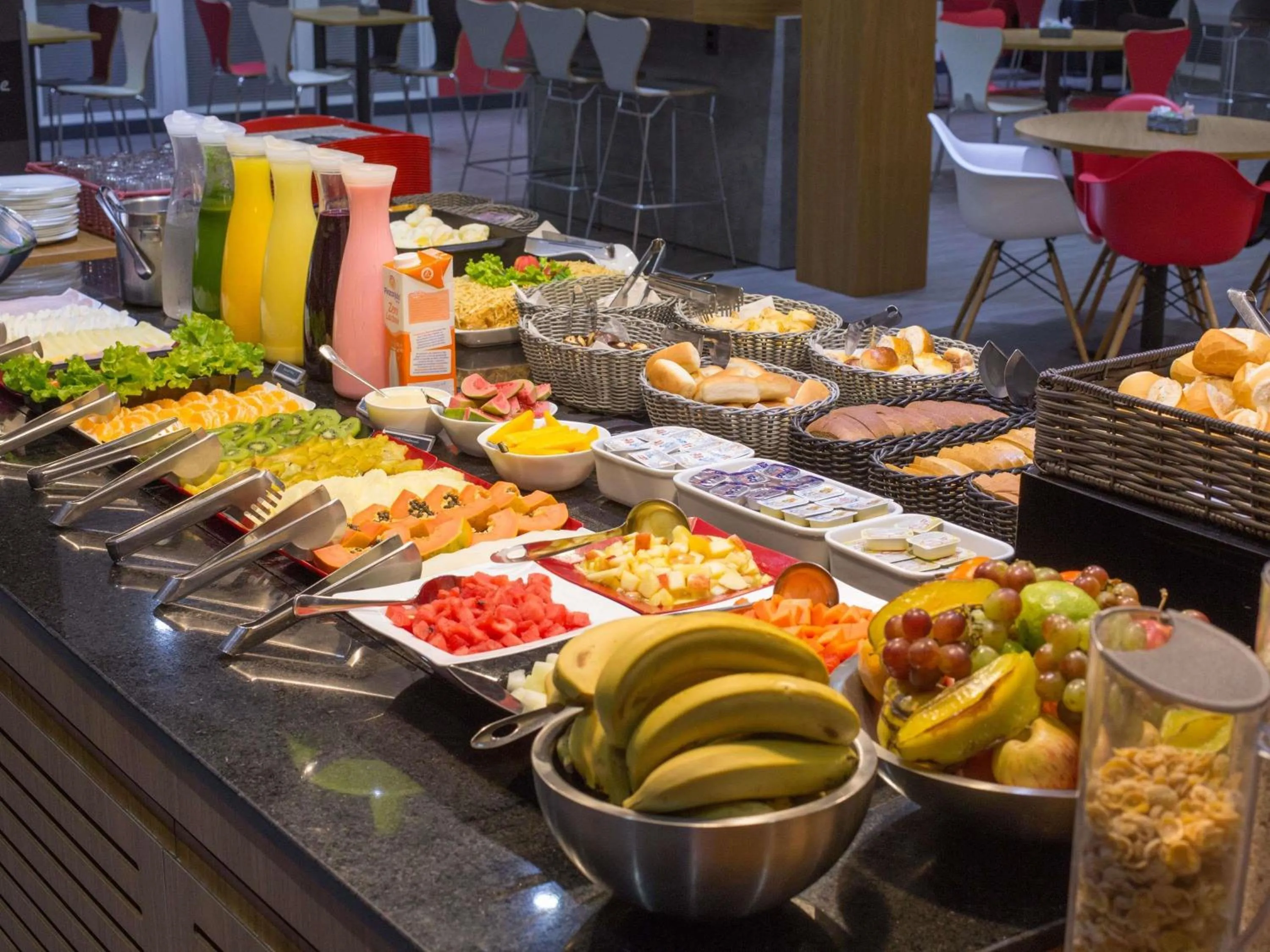 Restaurant/places to eat in ibis Araçatuba