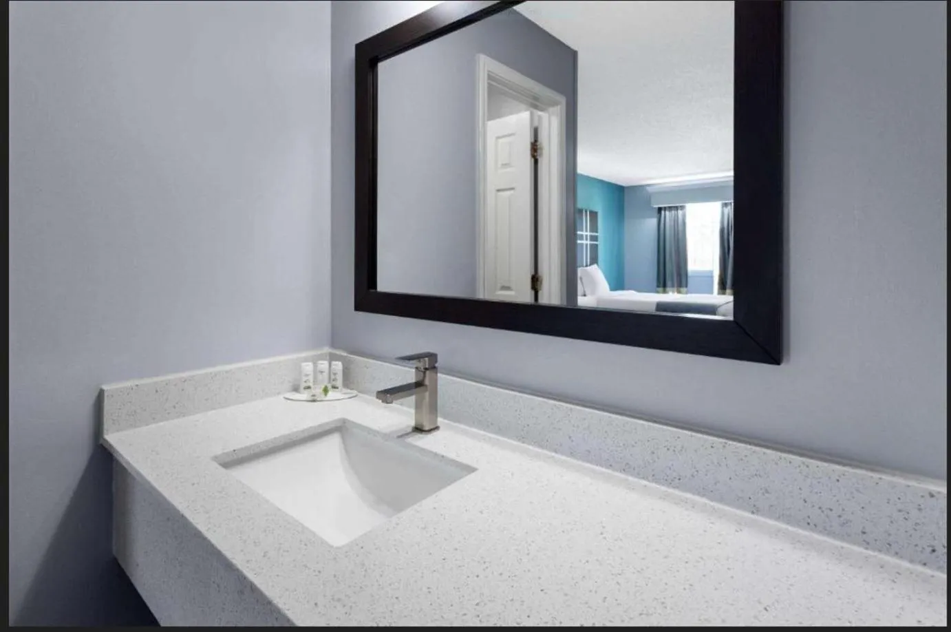 Bathroom in Baymont by Wyndham Brunswick GA